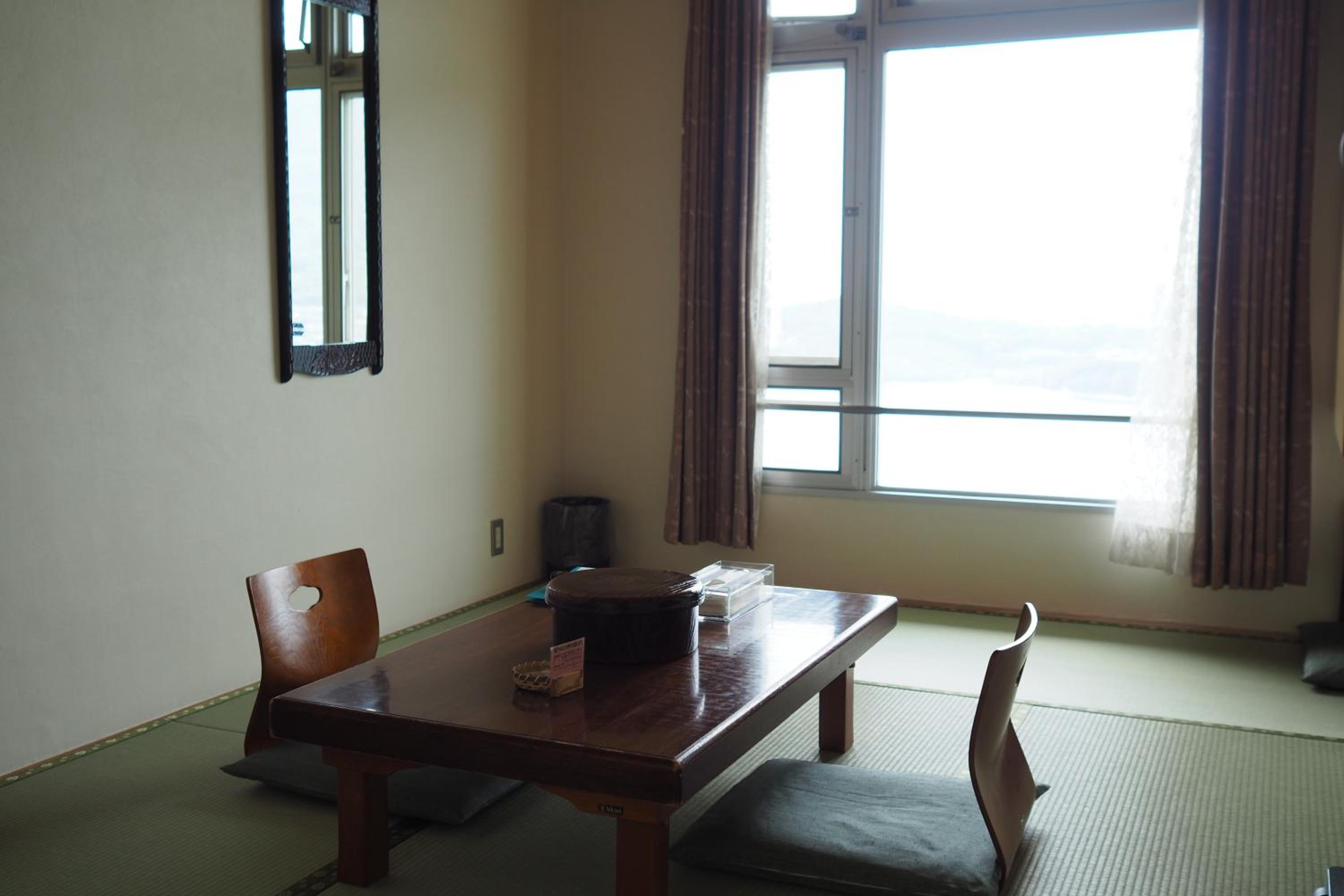 Japanese-Style Room