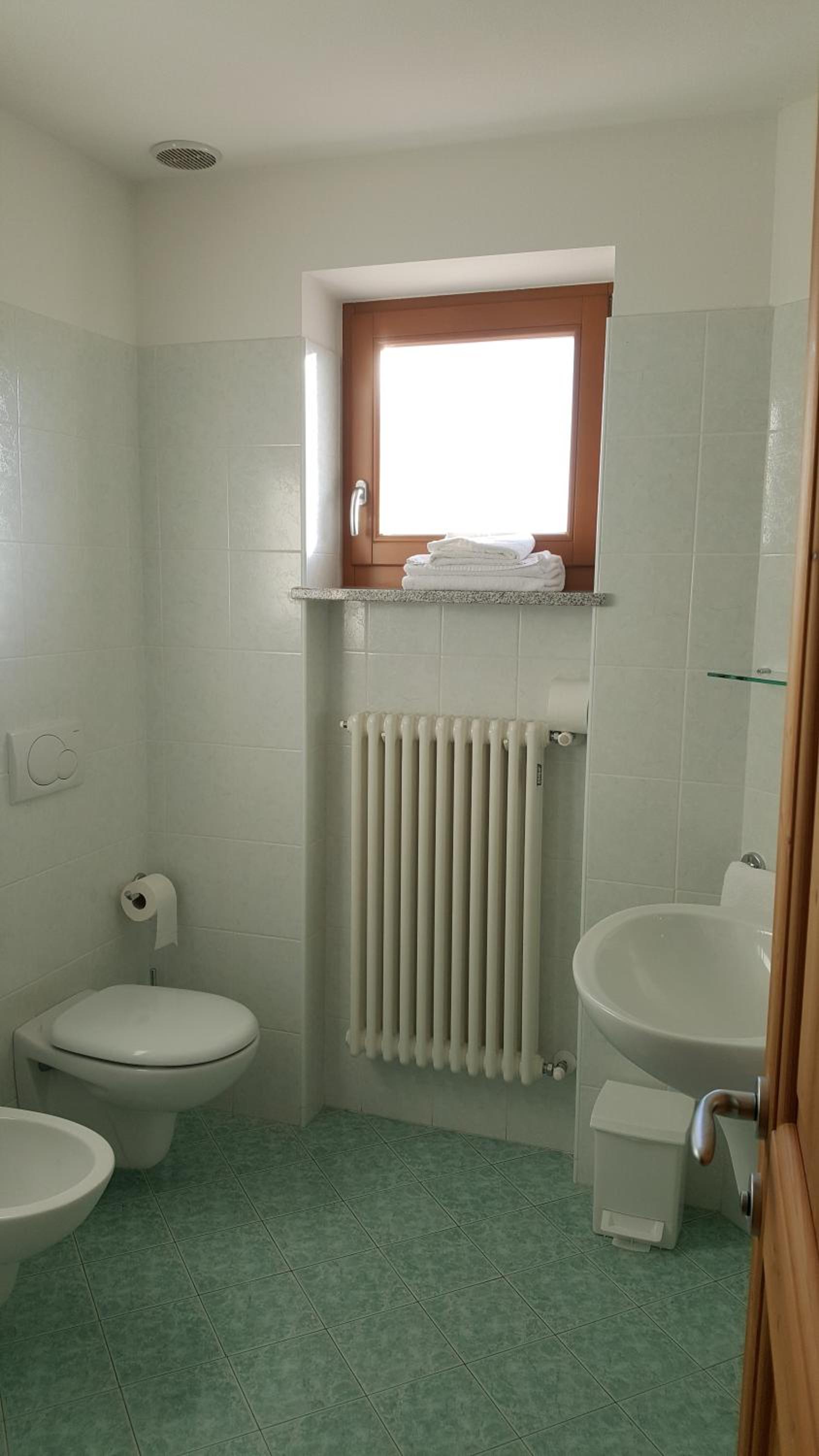 Double Room - Photo 6