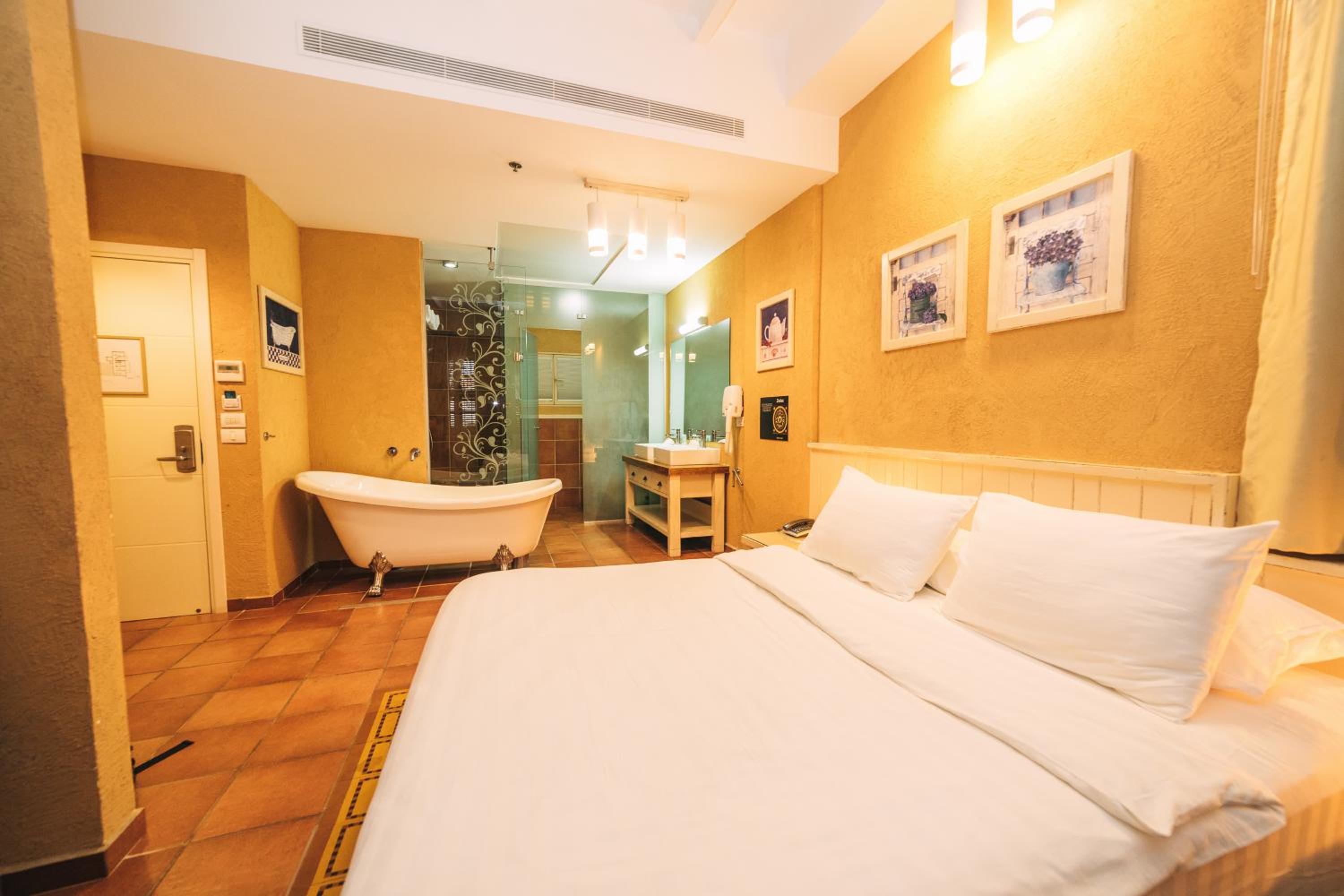 Superior Room - Photo 4