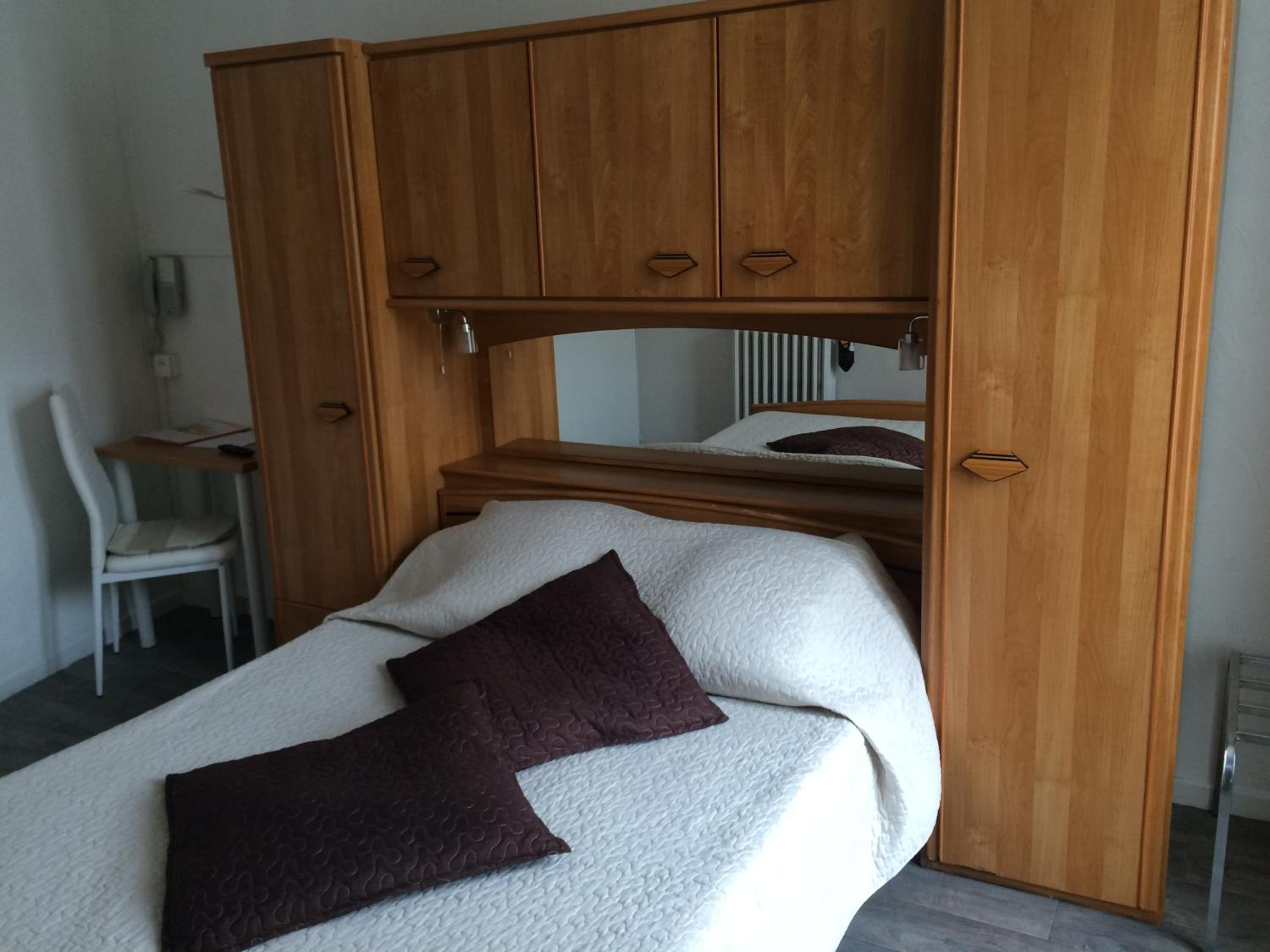 Double Room - Photo 4
