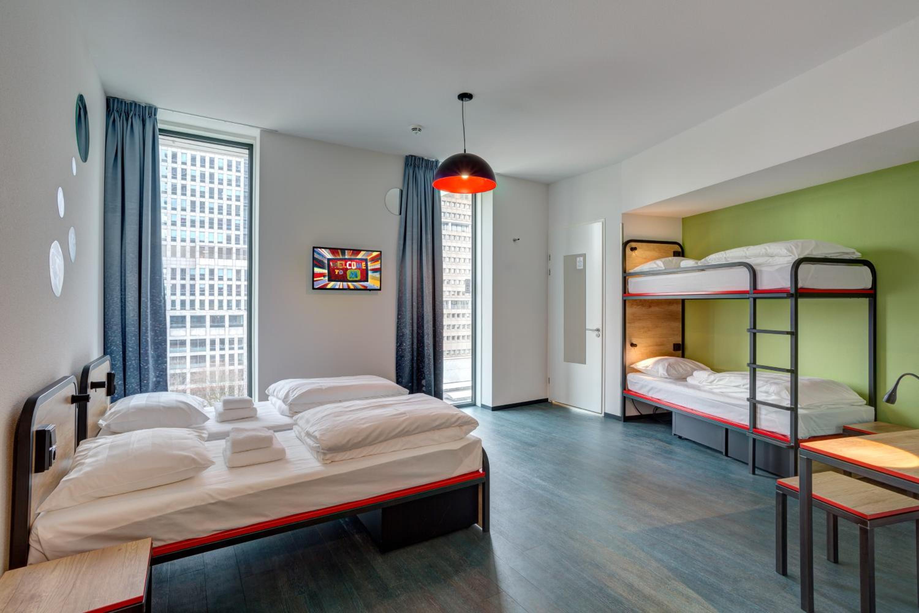 Bed in 4-Bed Mixed Dormitory Room photo 1