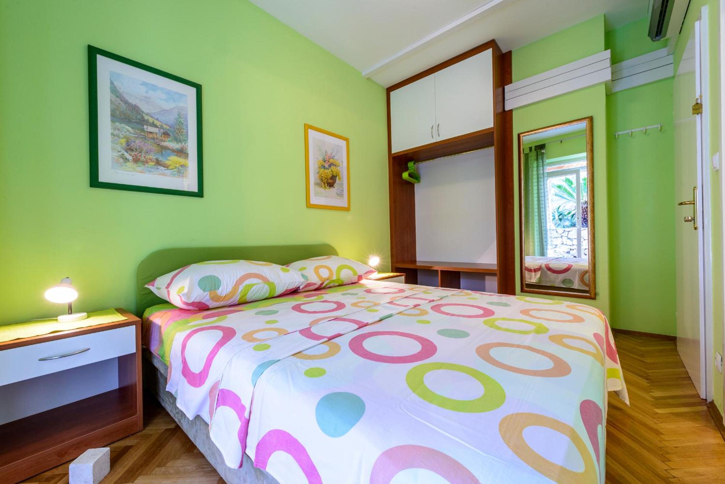 Four-Bedroom Apartment with Terrace photo 1