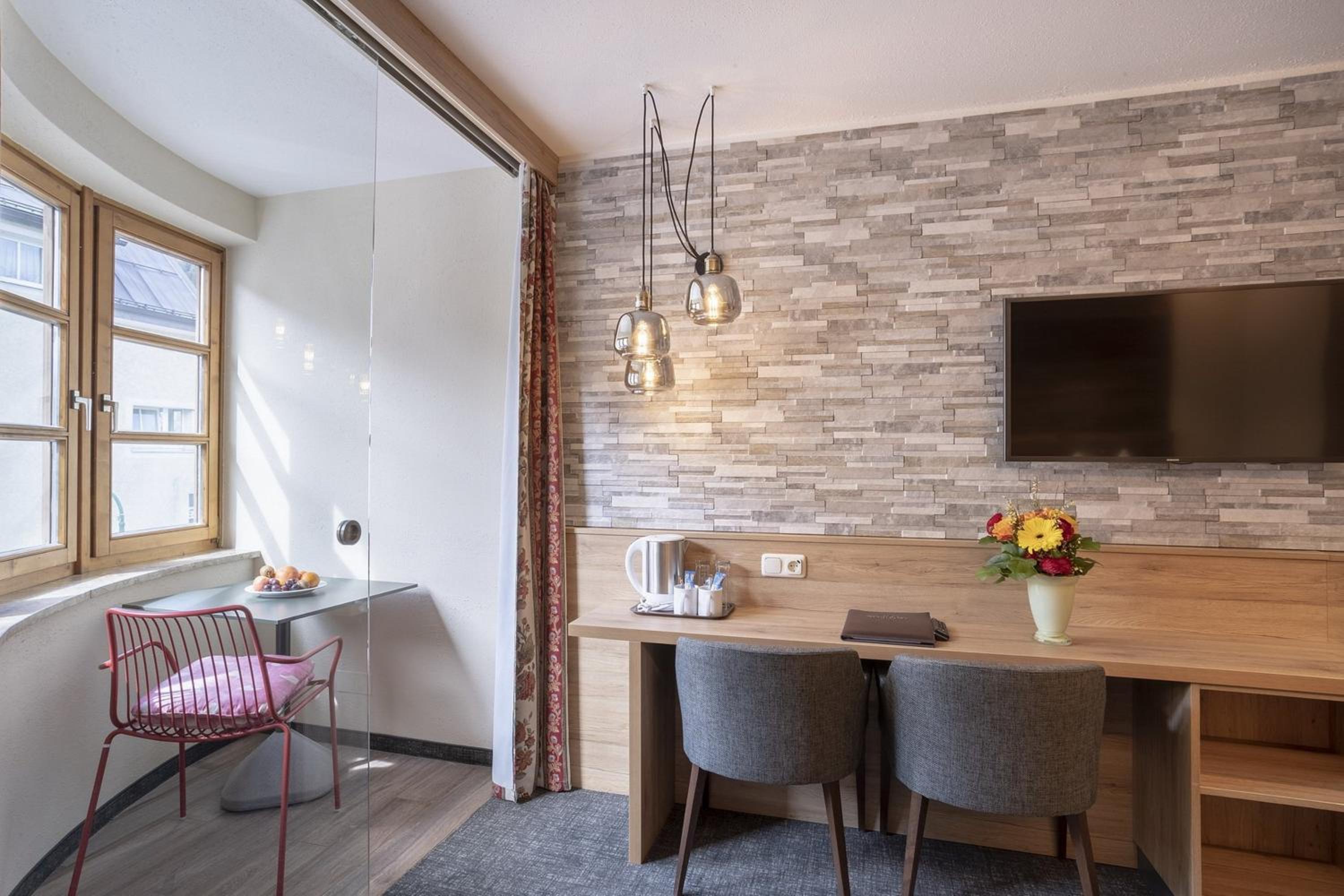 Double Room - Photo 7