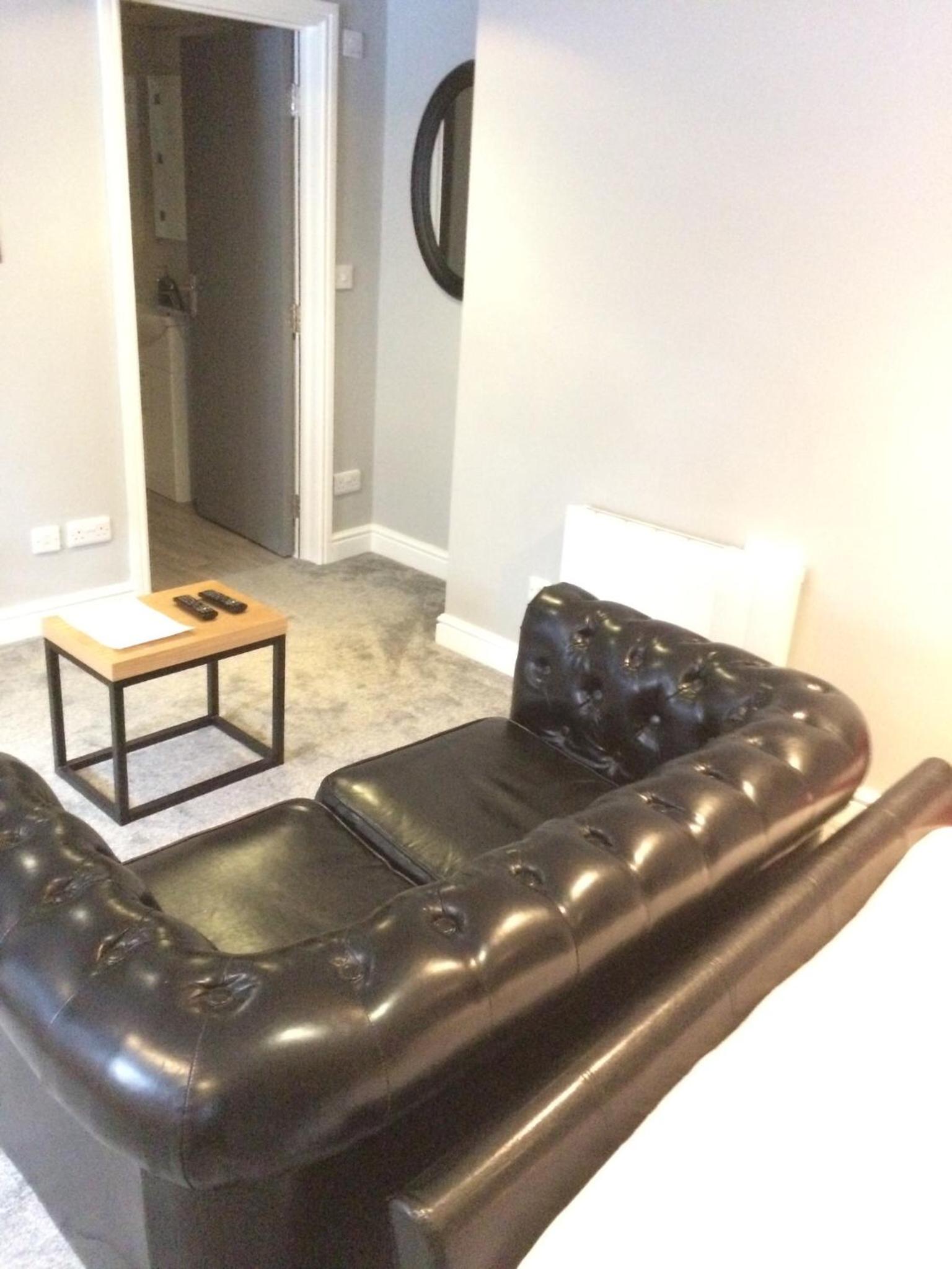 Studio - Photo 11
