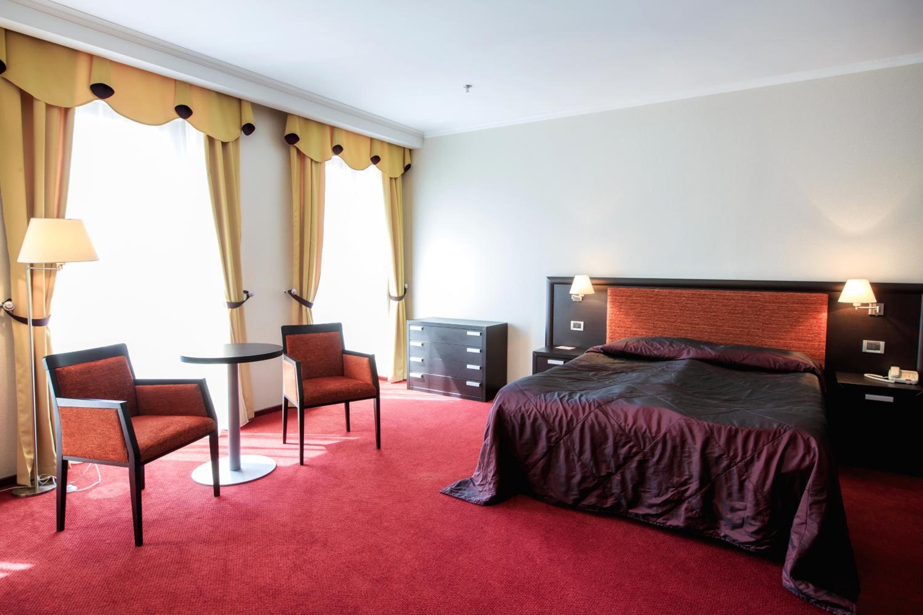 Business Double Room with Gym Access