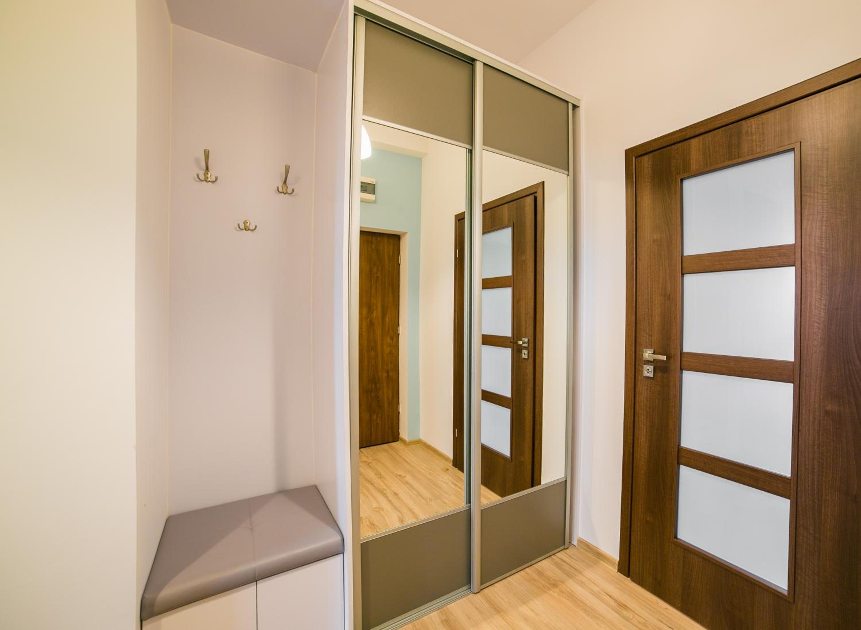 Apartment with Balcony photo 3