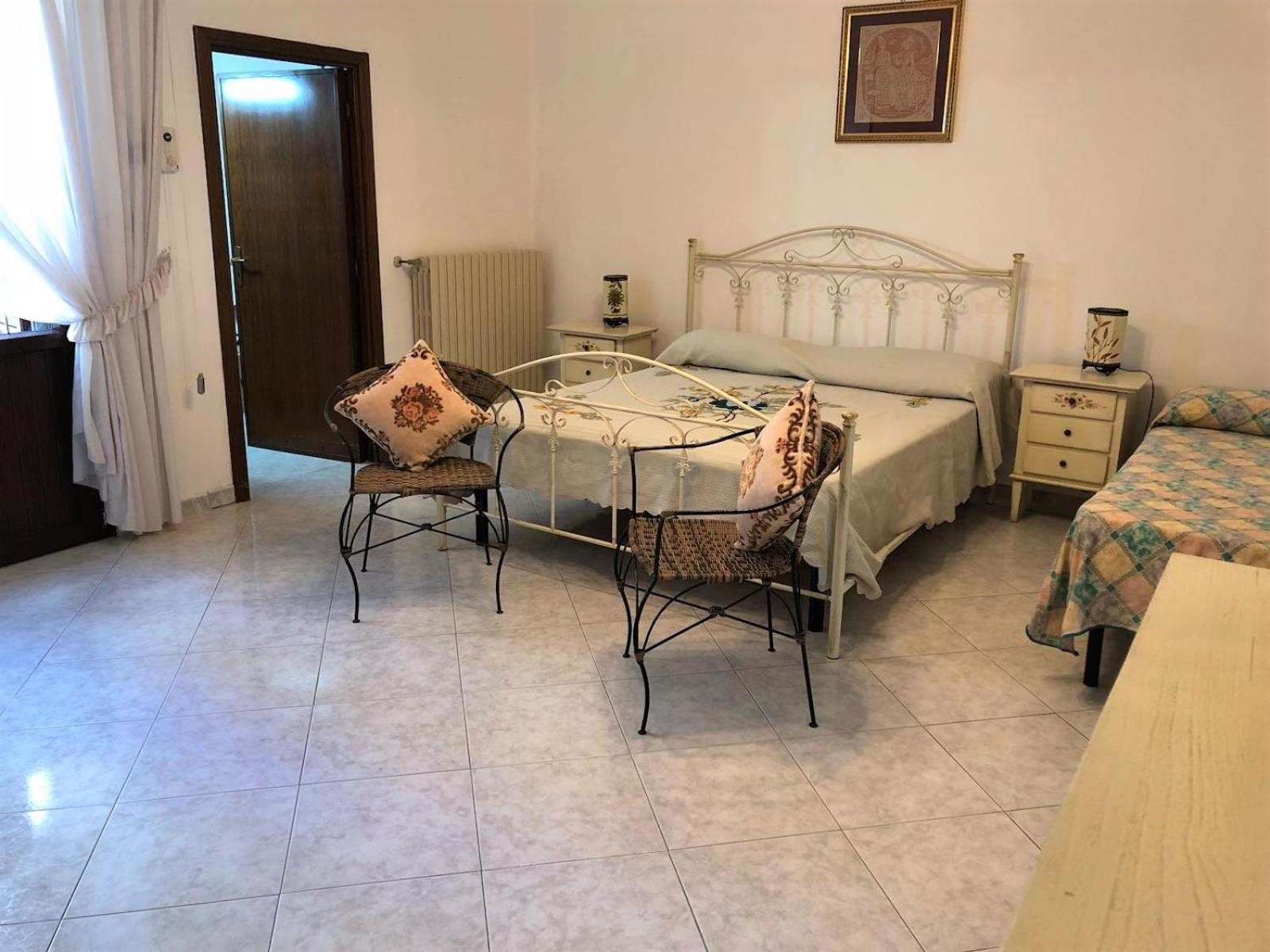 Double Room With Private Bathroom photo 2