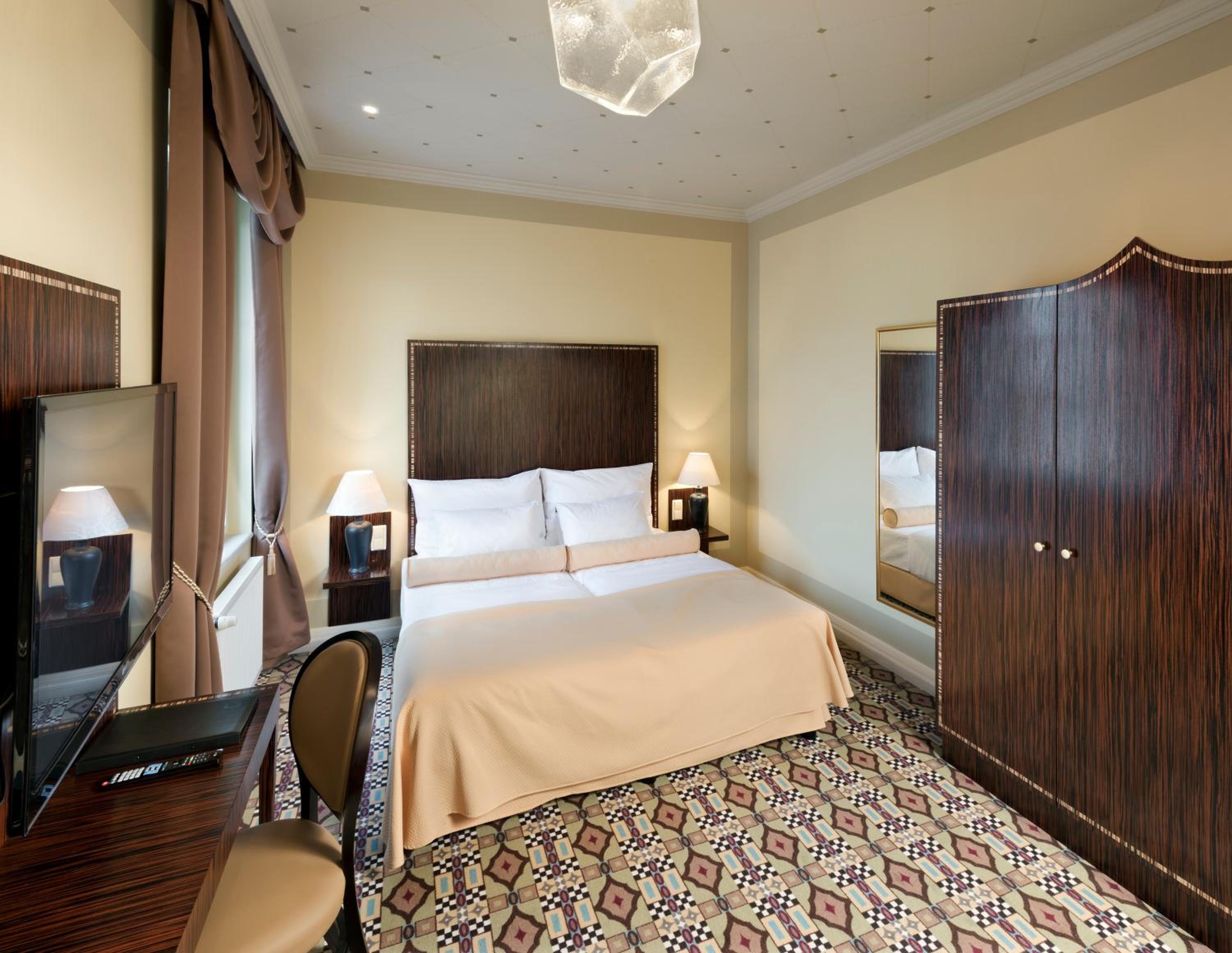 Single Room photo 2