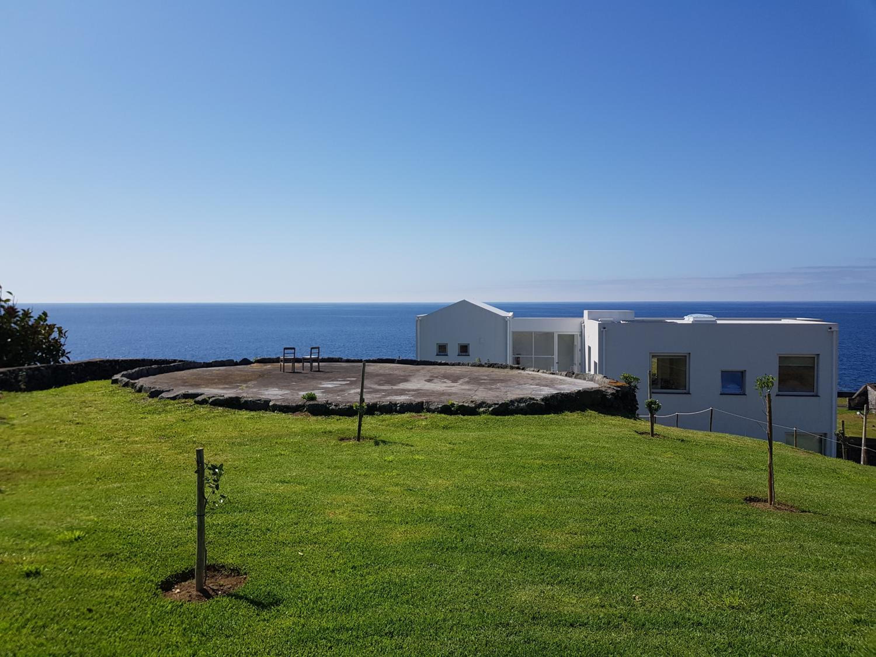 Studio Apartment with Sea View photo 3