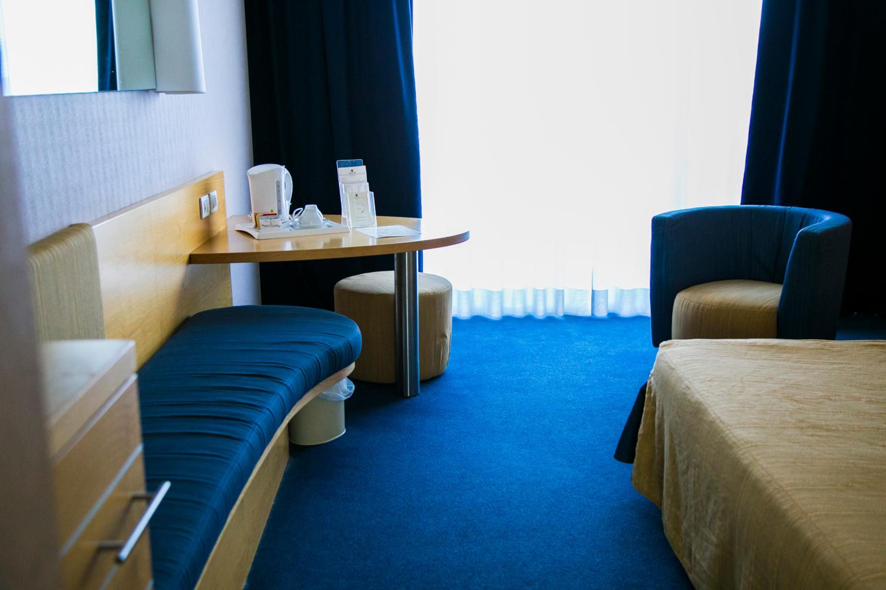 Superior Double/Twin Room with Balcony and Sea View - Photo 3
