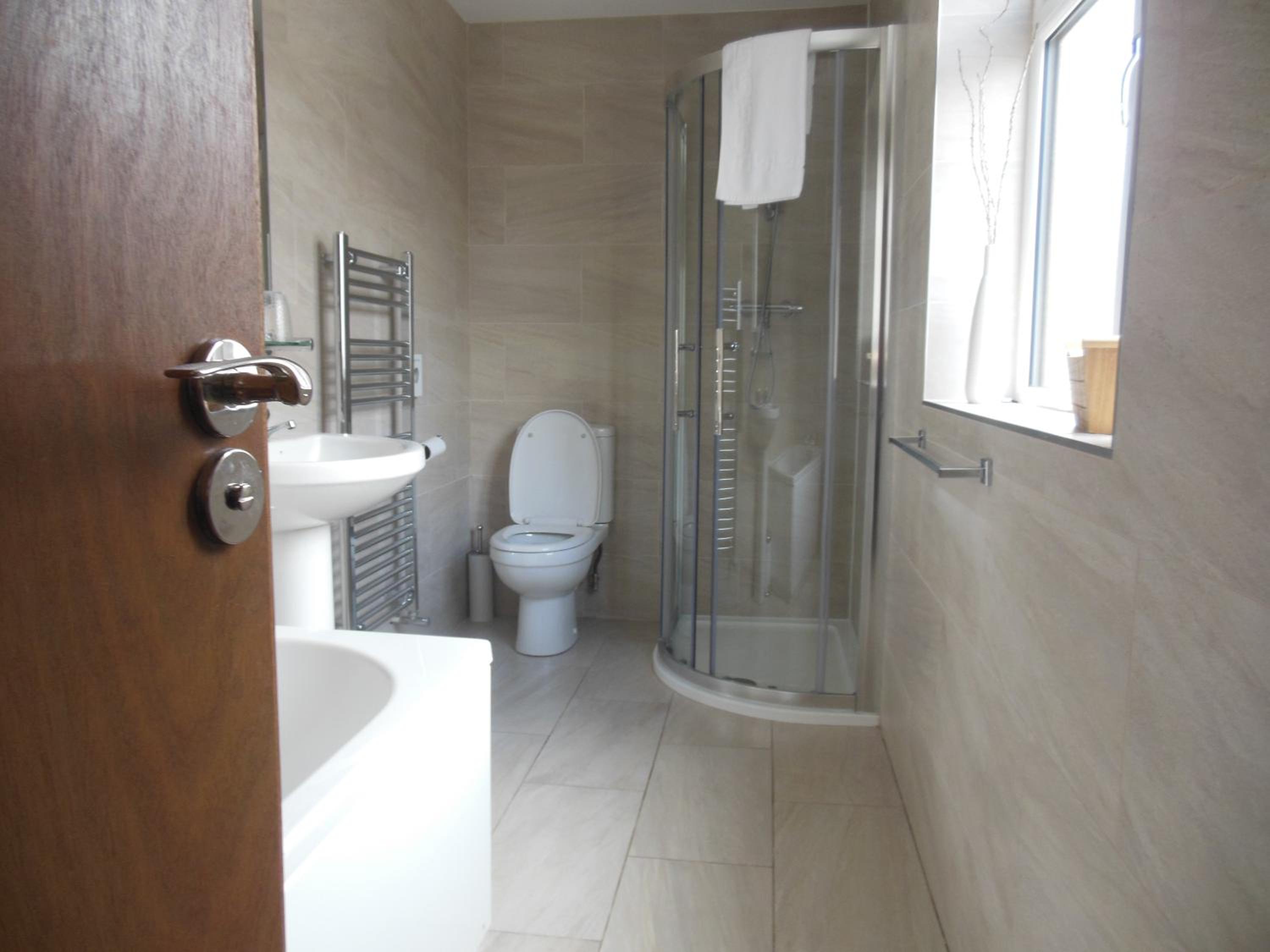 Standard Double or Twin Room photo 2