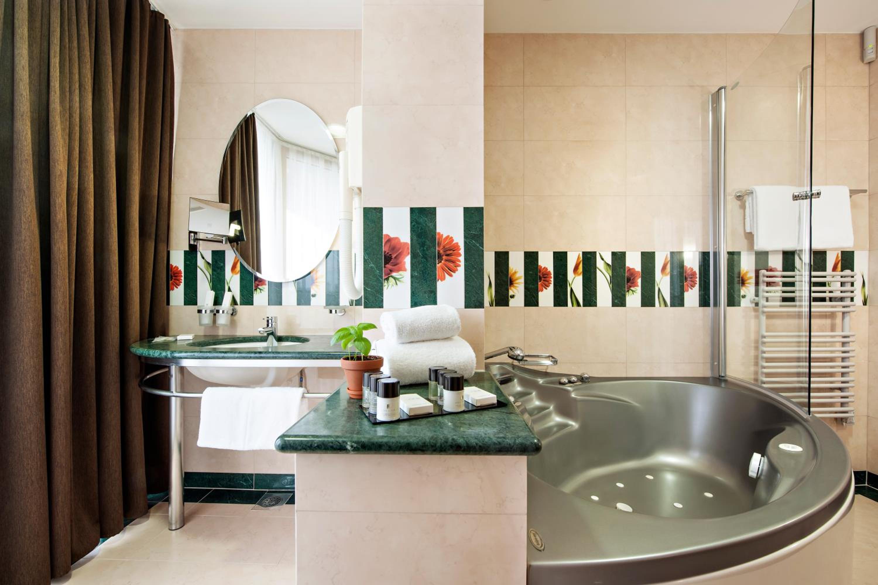 Special Offer - Double Room with New Year's Eve Dinner Package photo 2