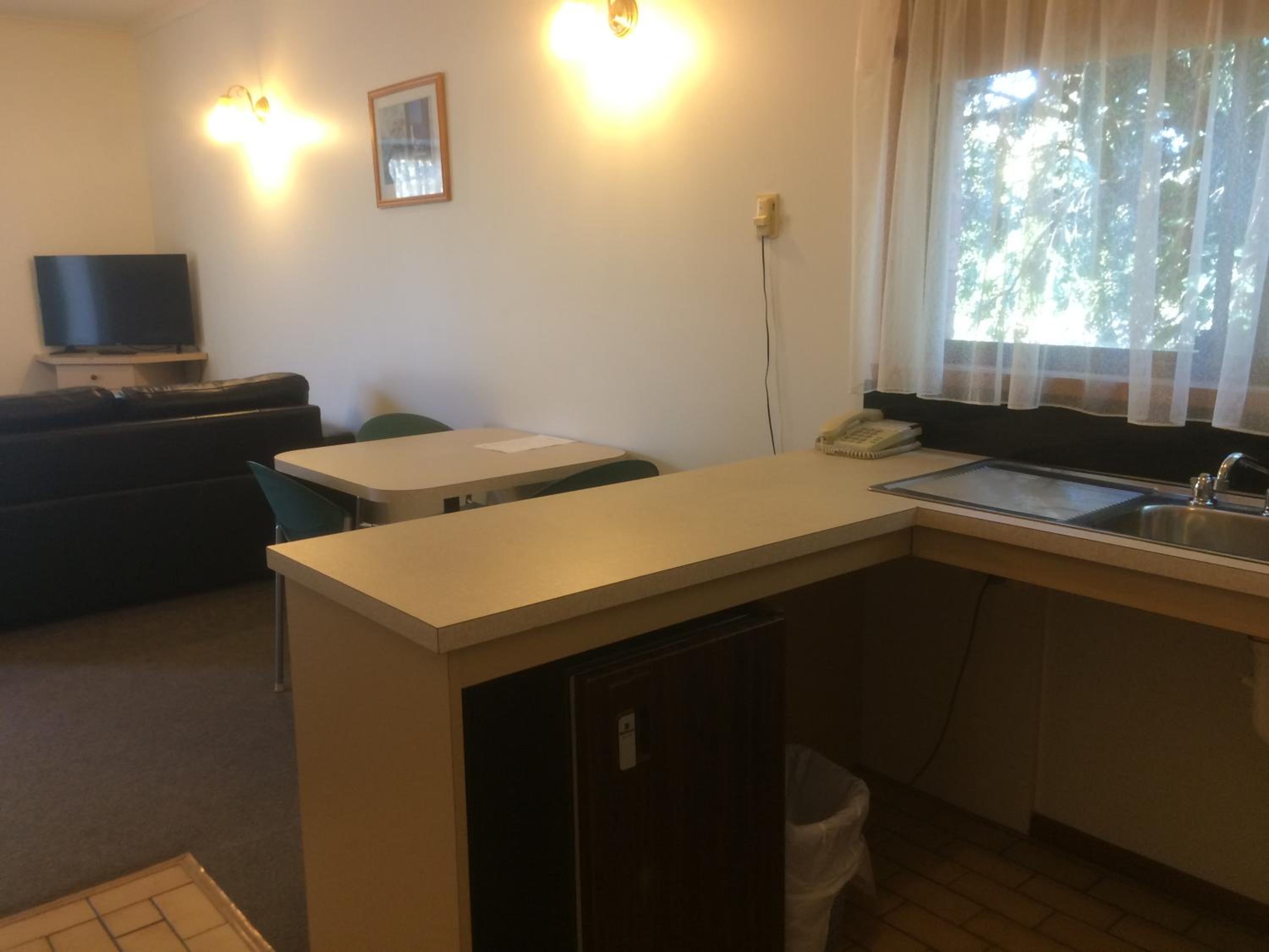 Large Twin Room photo 2