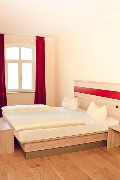 Double Room - Photo 2