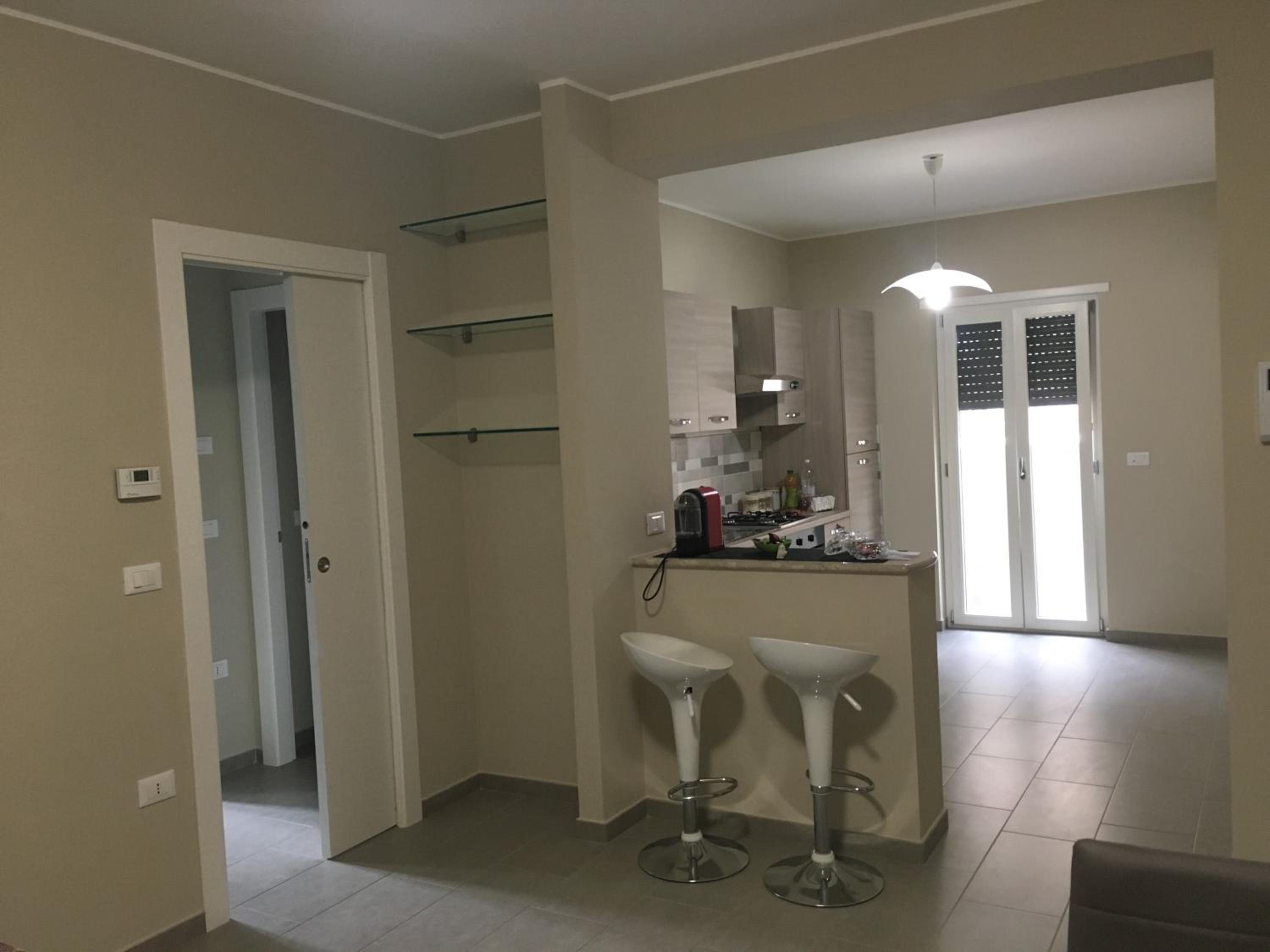 Two-Bedroom House - Photo 6