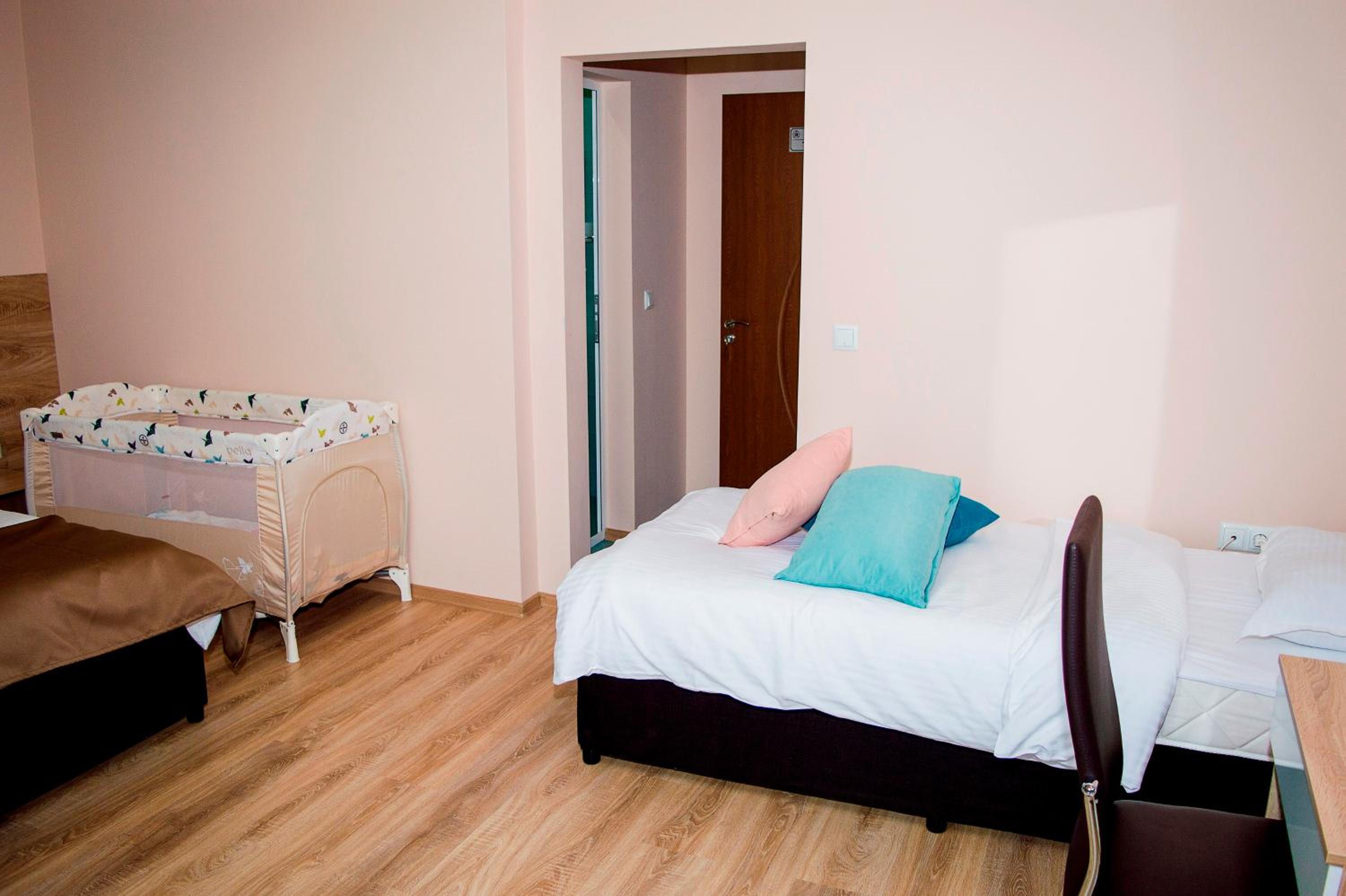 Triple Room with Balcony - Photo 1