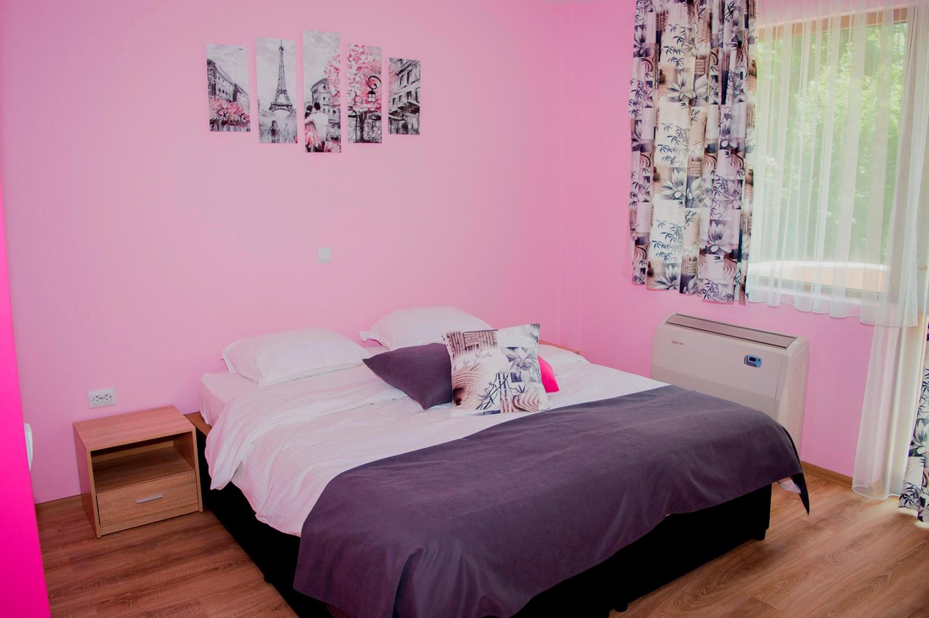 Triple Room with Balcony - Photo 2