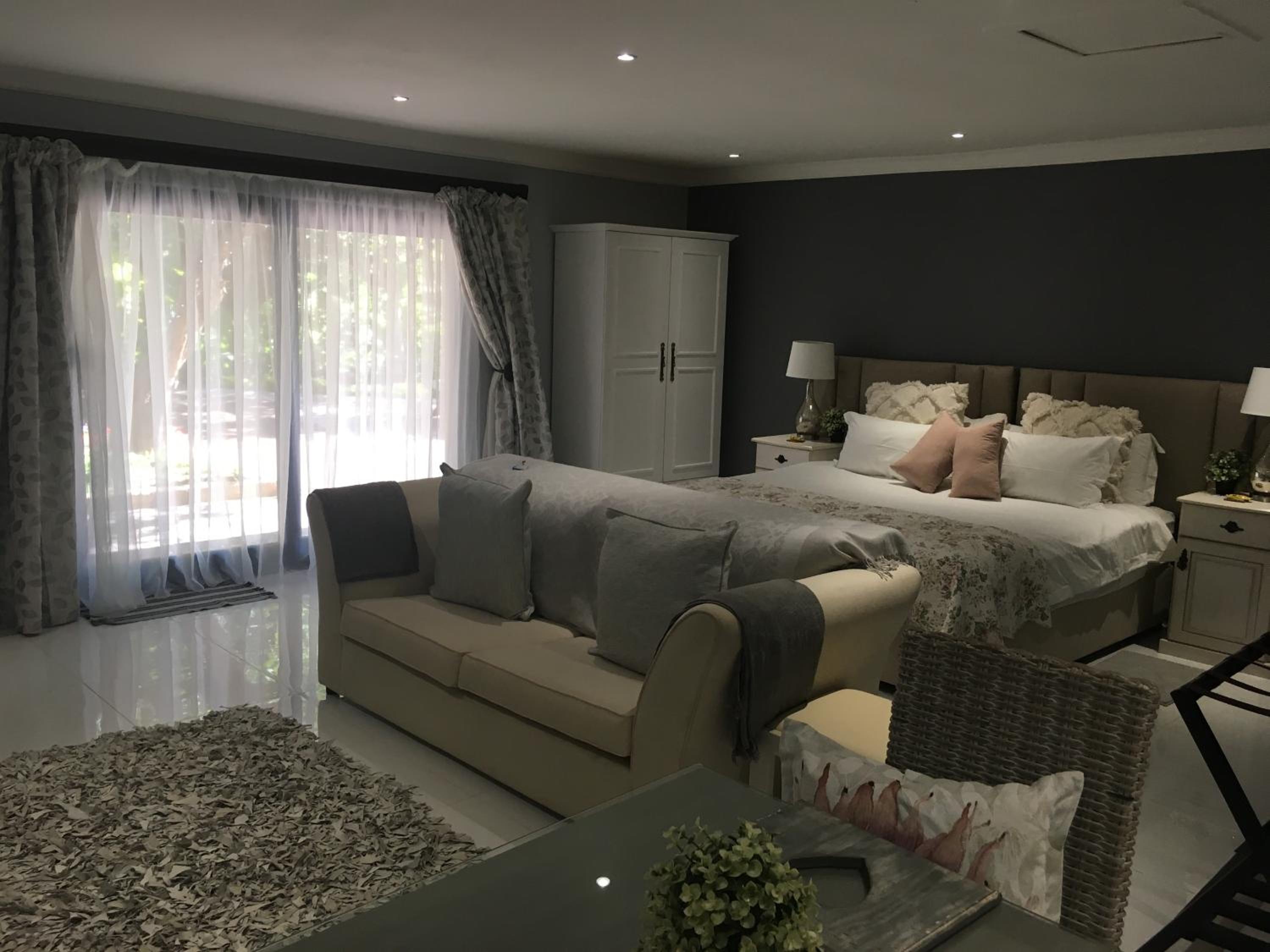 Deluxe Double or Twin Room with Garden View