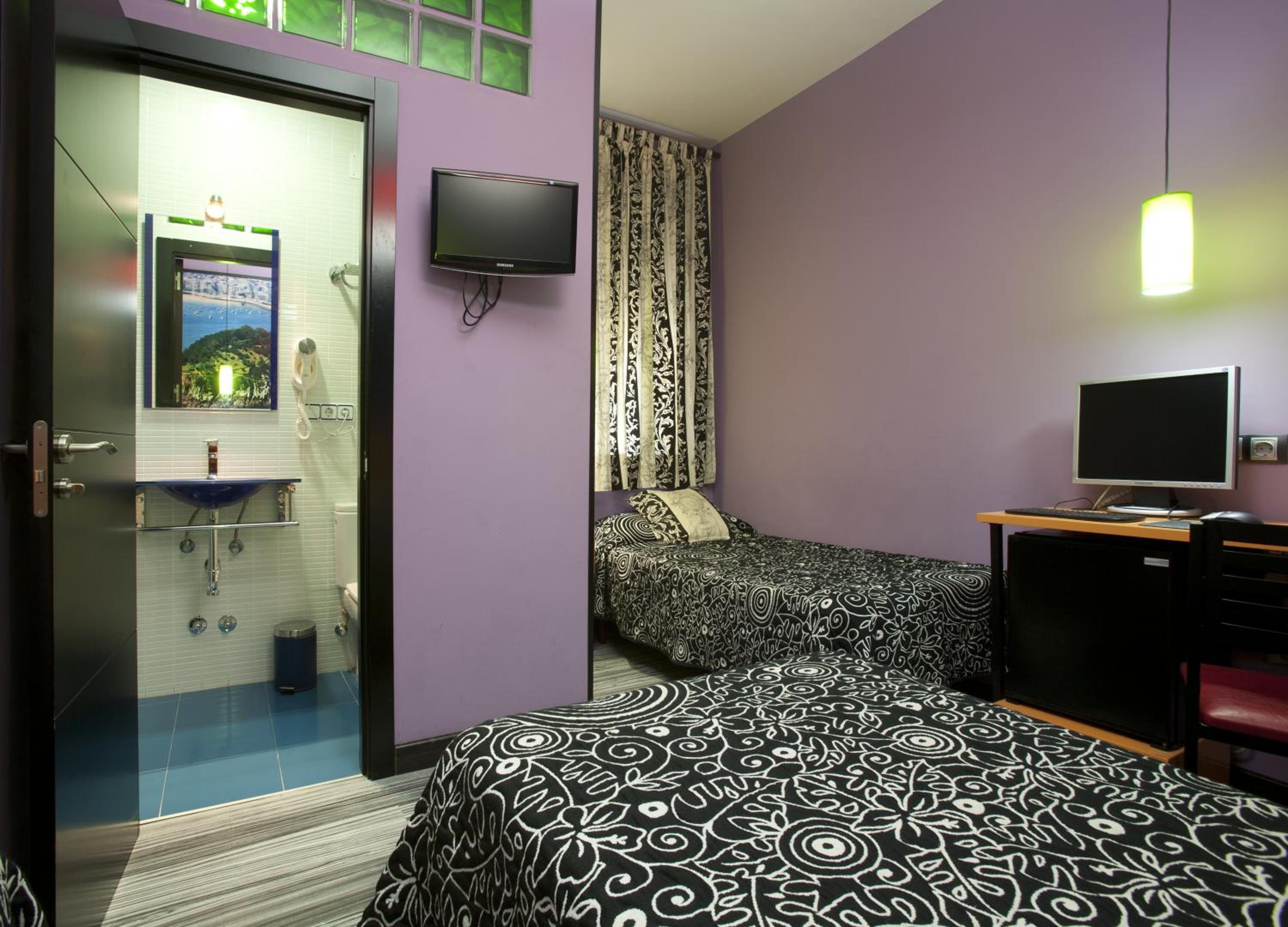 Quadruple Room photo 3