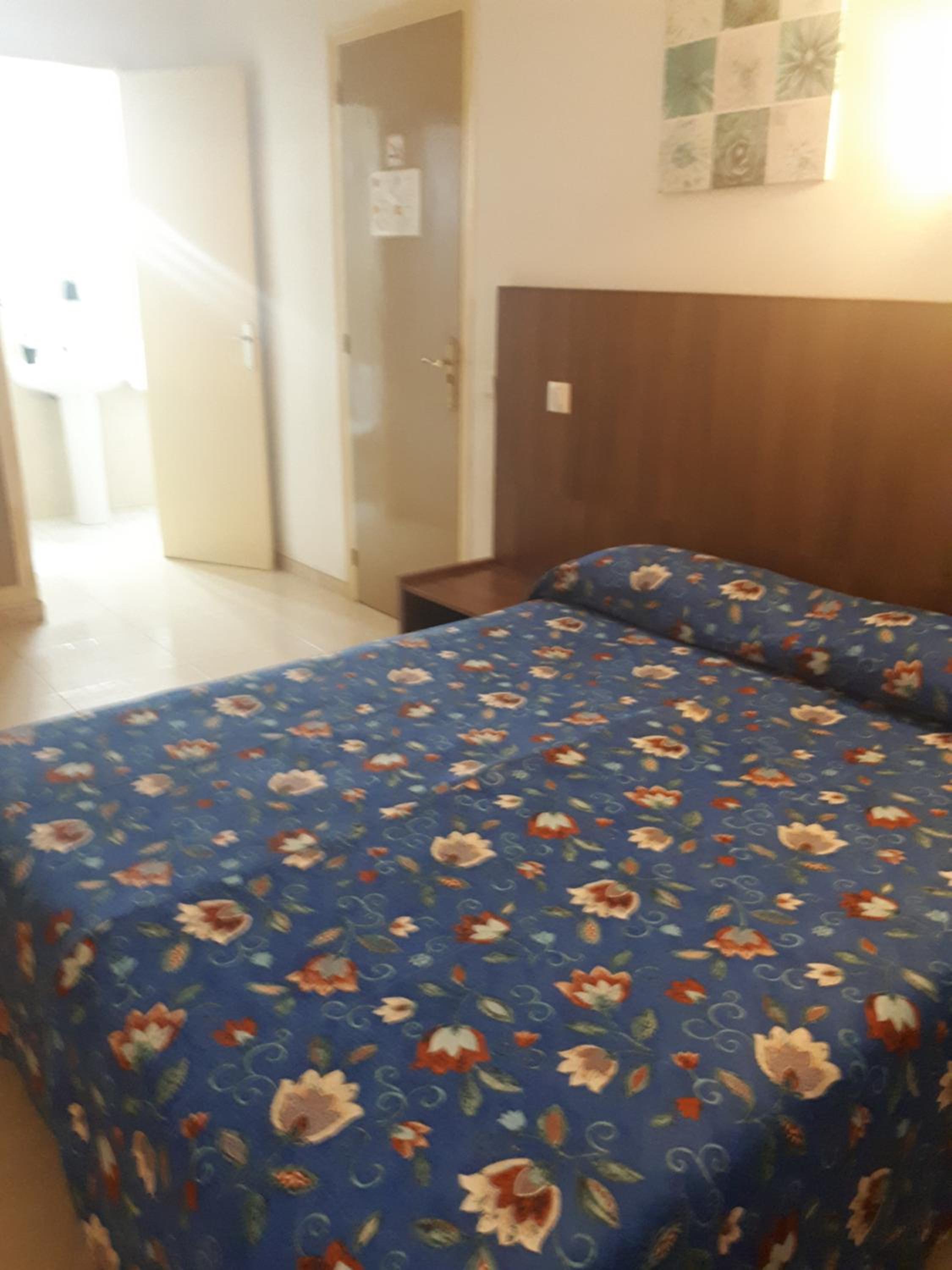 Habitación Doble Económica Sin Vistas