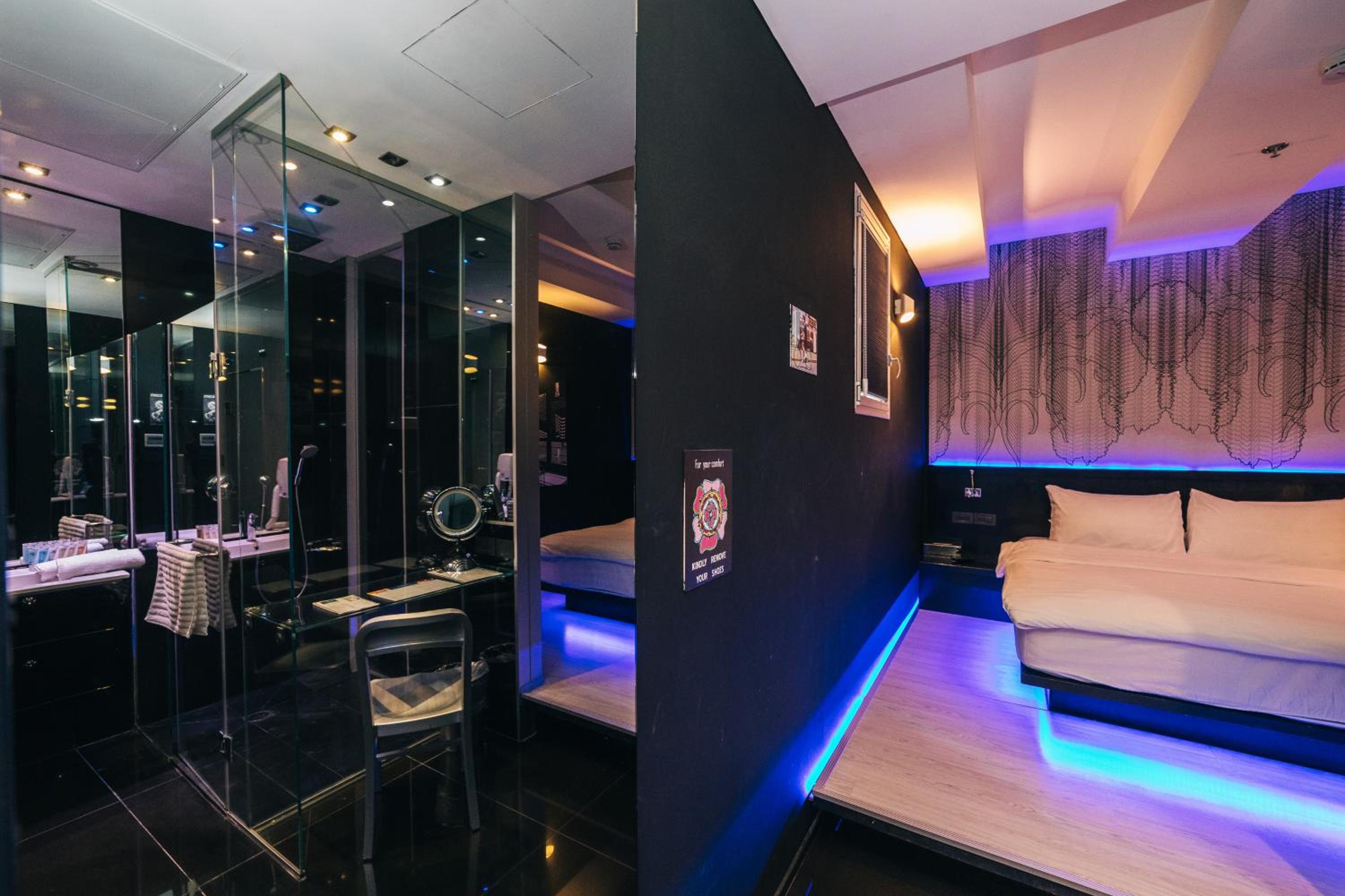 Standard Room - Ultra Modern decor - Photo 2
