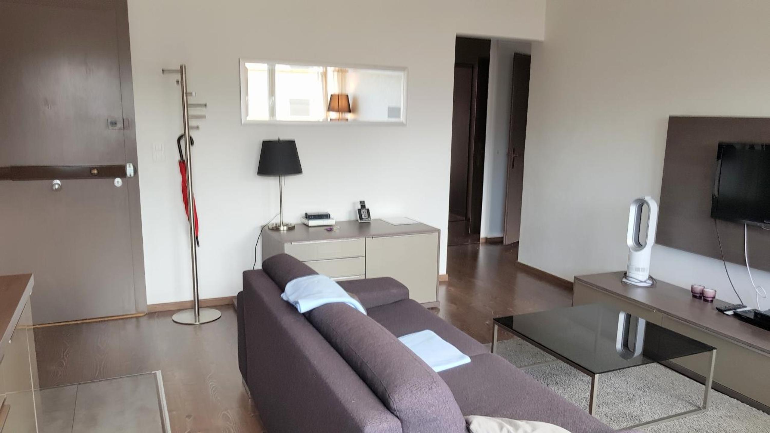One-Bedroom Apartment - Photo 10