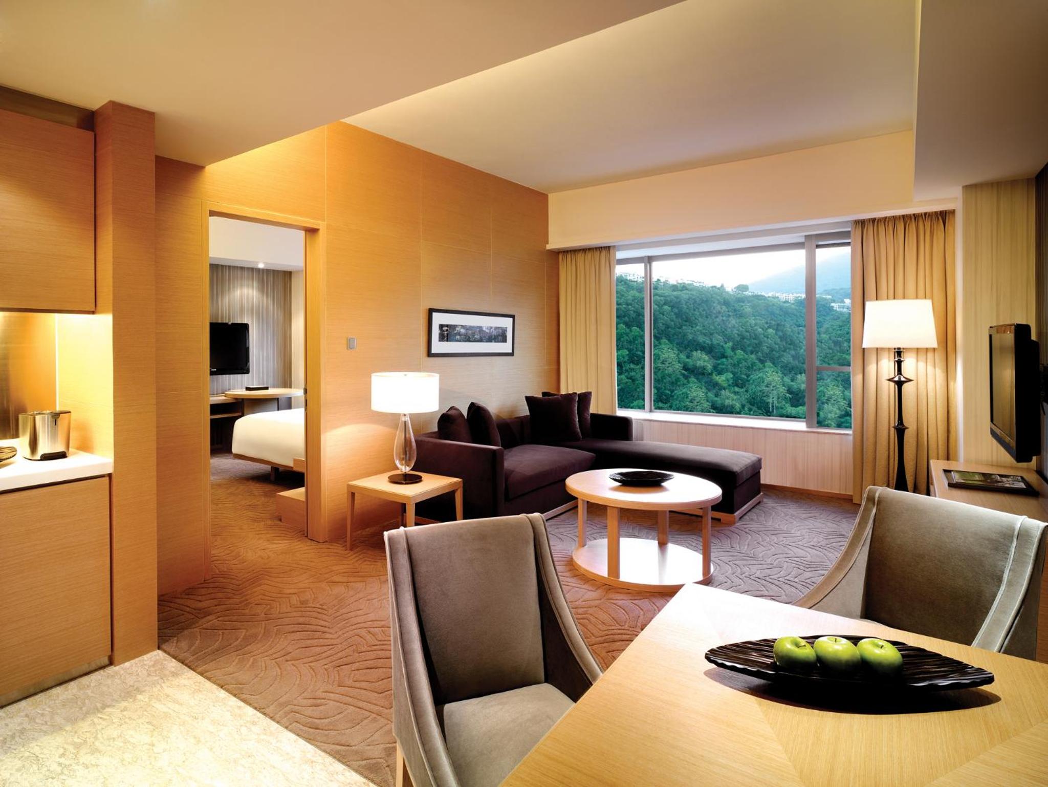 One-Bedroom Executive Suite
