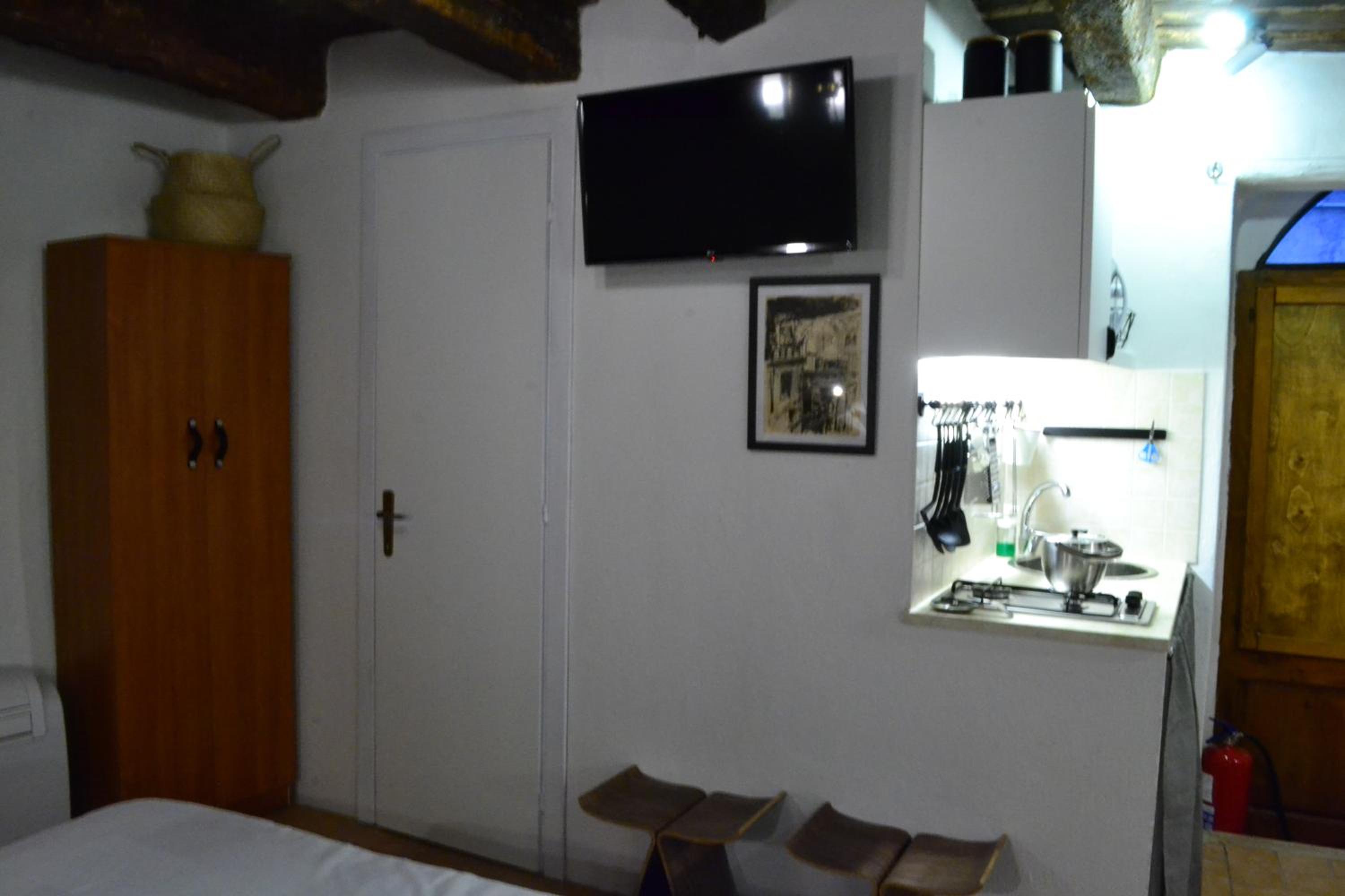 Studio Apartment 1 photo 2