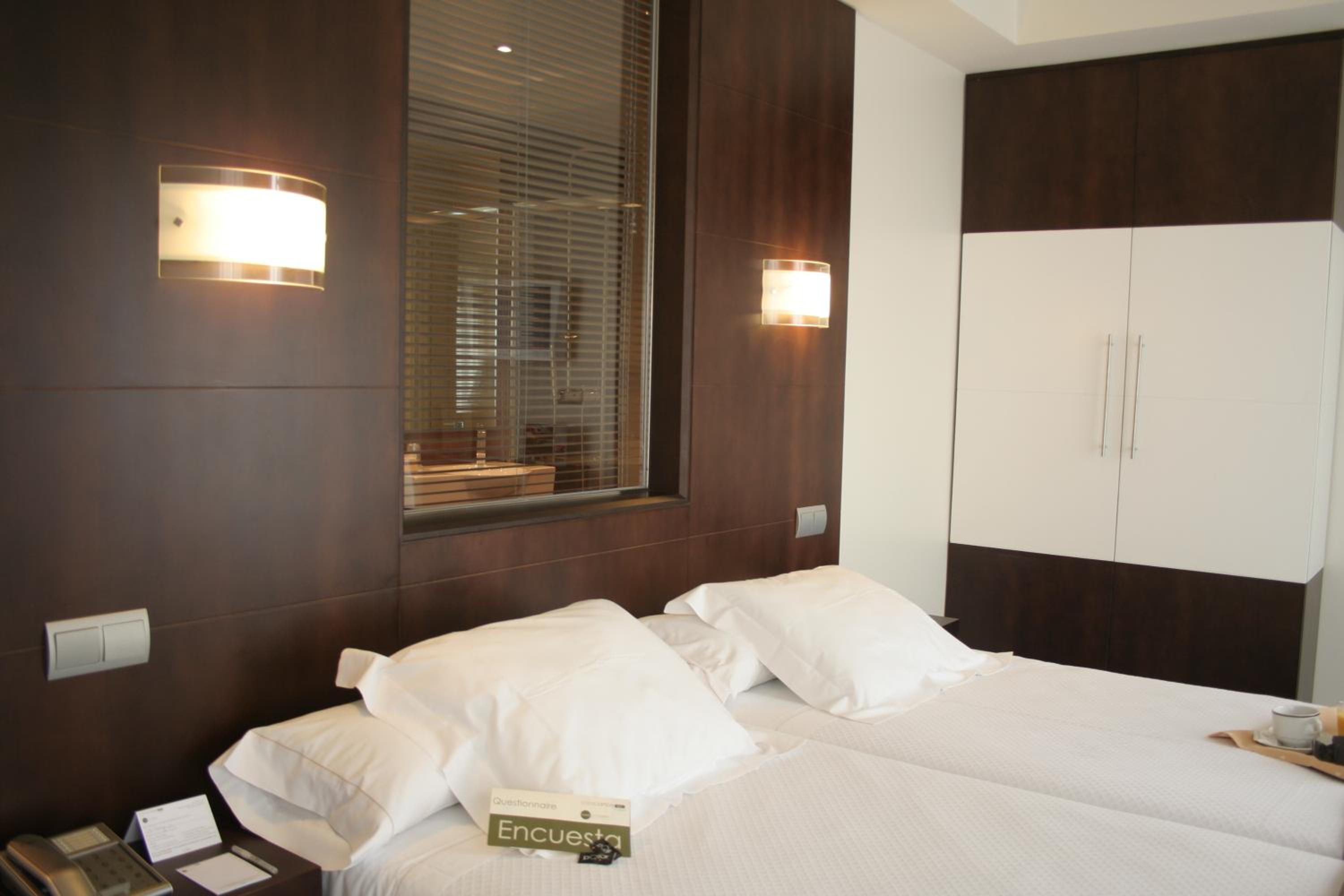 Economy Double or Twin Room - Photo 3