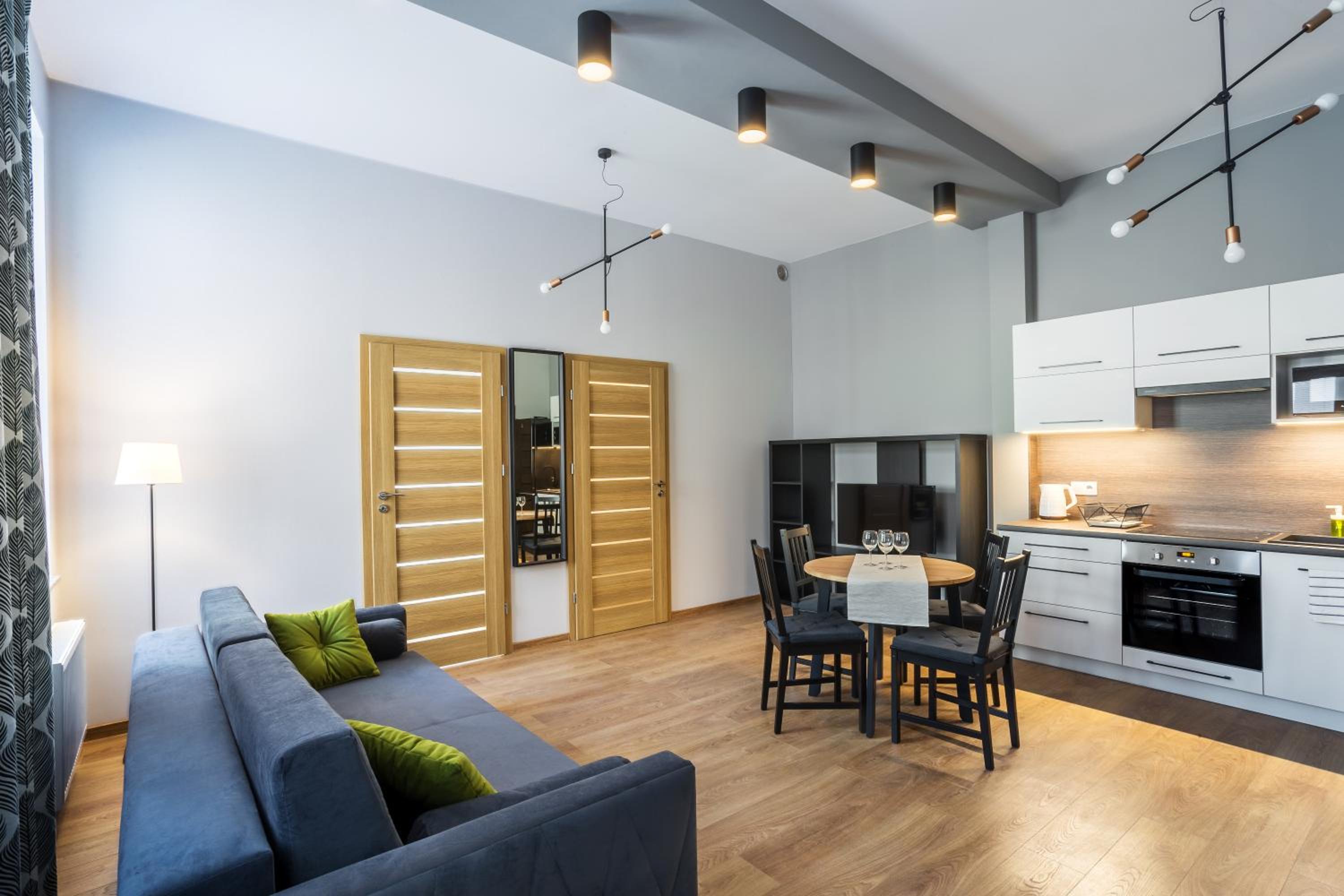 Penthouse Apartment - Photo 10