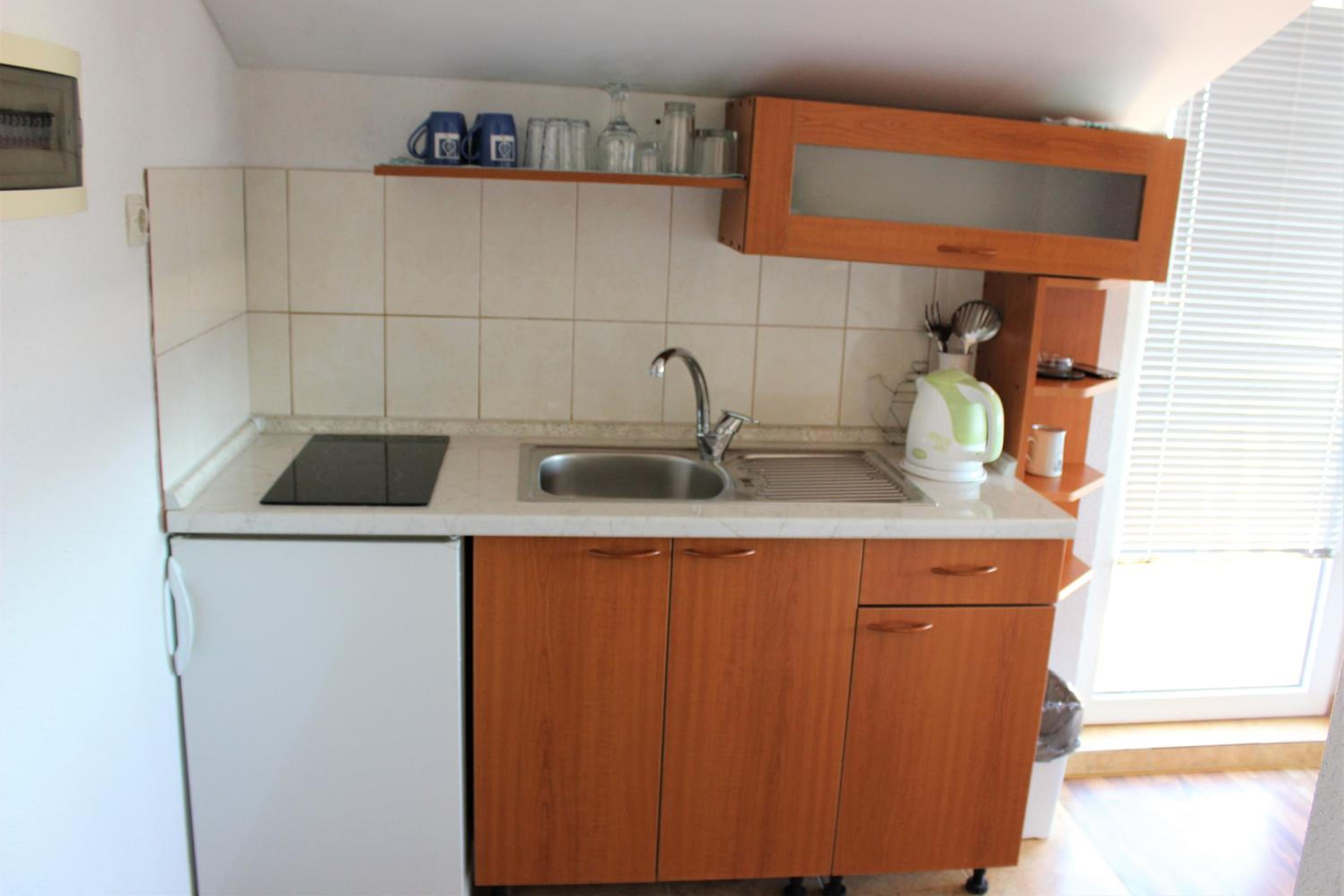 Two-Bedroom Apartment with Terrace and Sea View photo 2