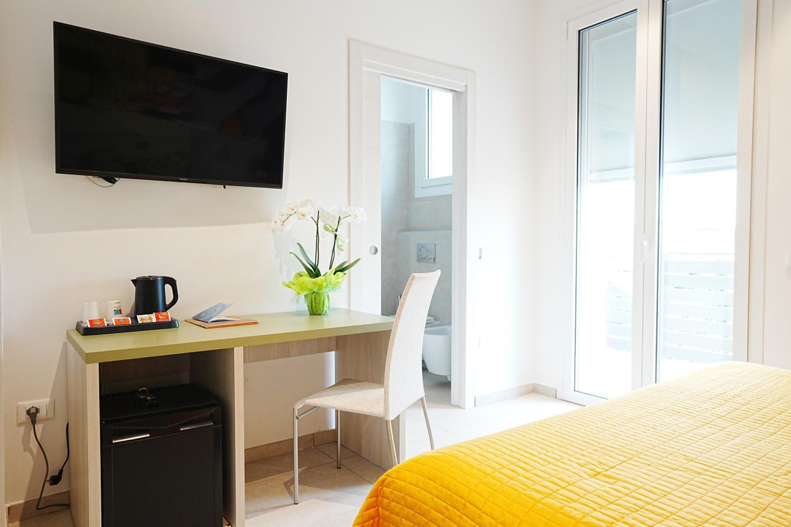 Deluxe Double or Twin Room with Spa Bath