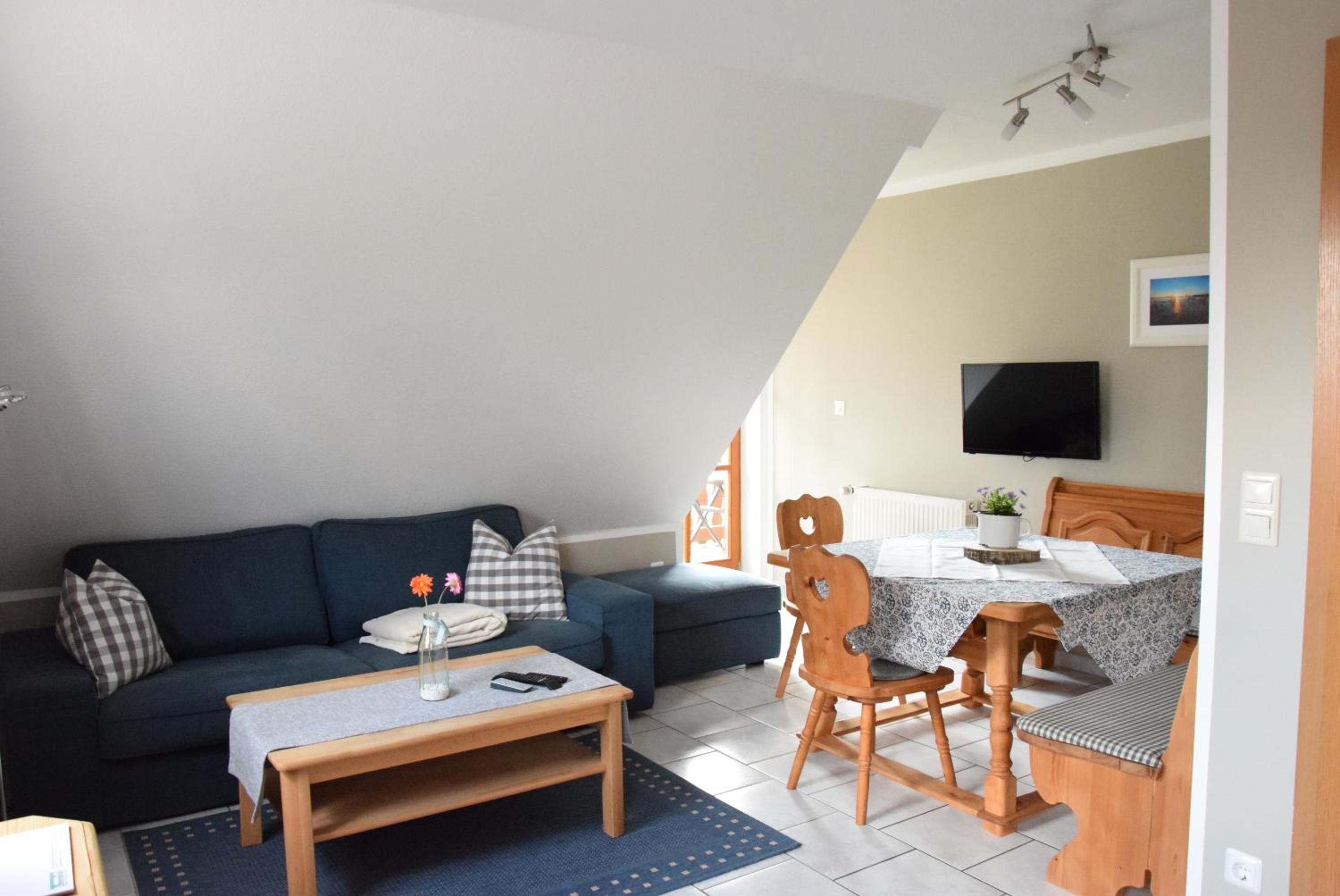 Three-Bedroom Apartment photo 1