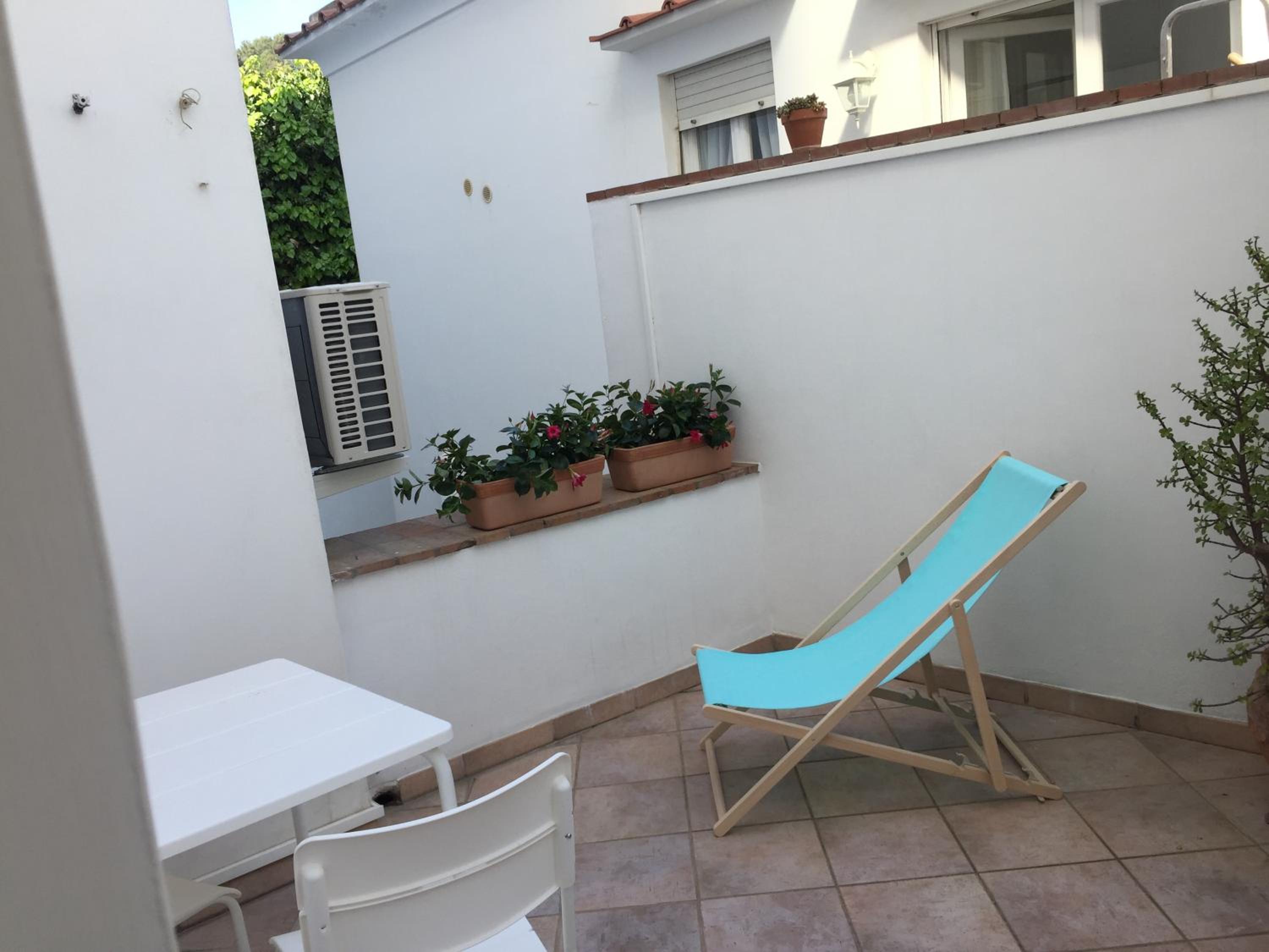Standard Double Room - Photo 4