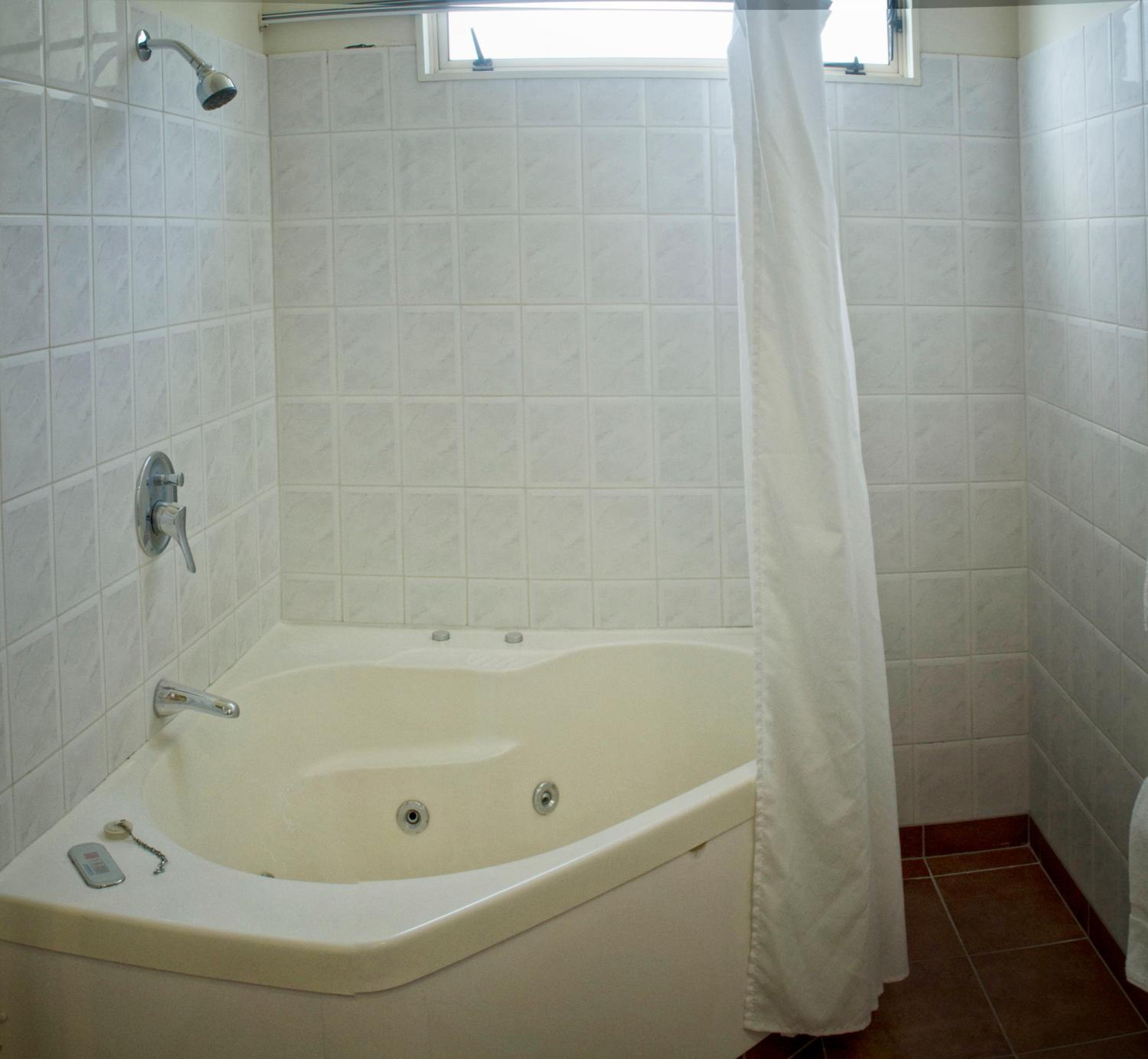One-Bedroom Suite photo 3