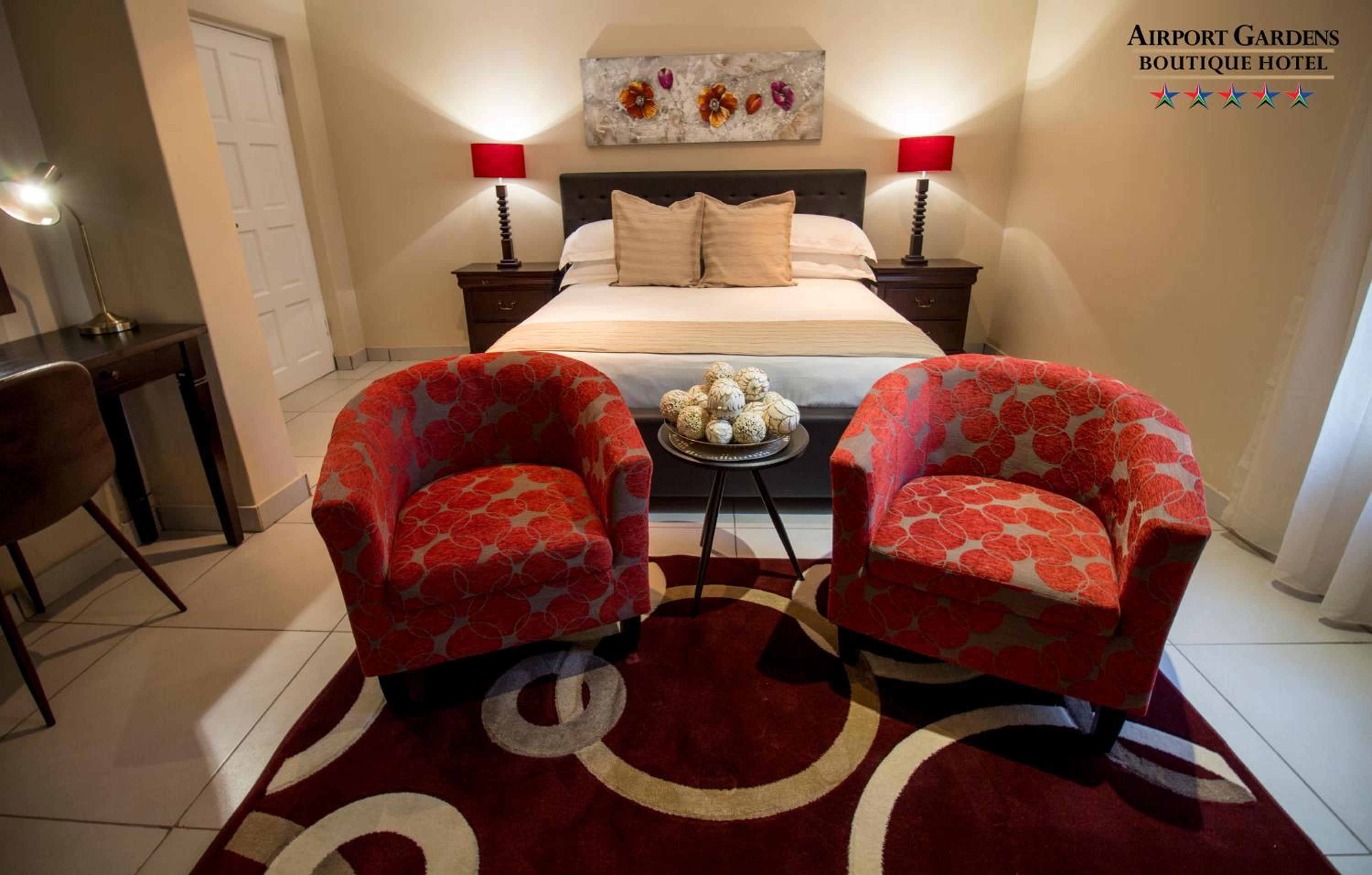Deluxe King Room photo 2