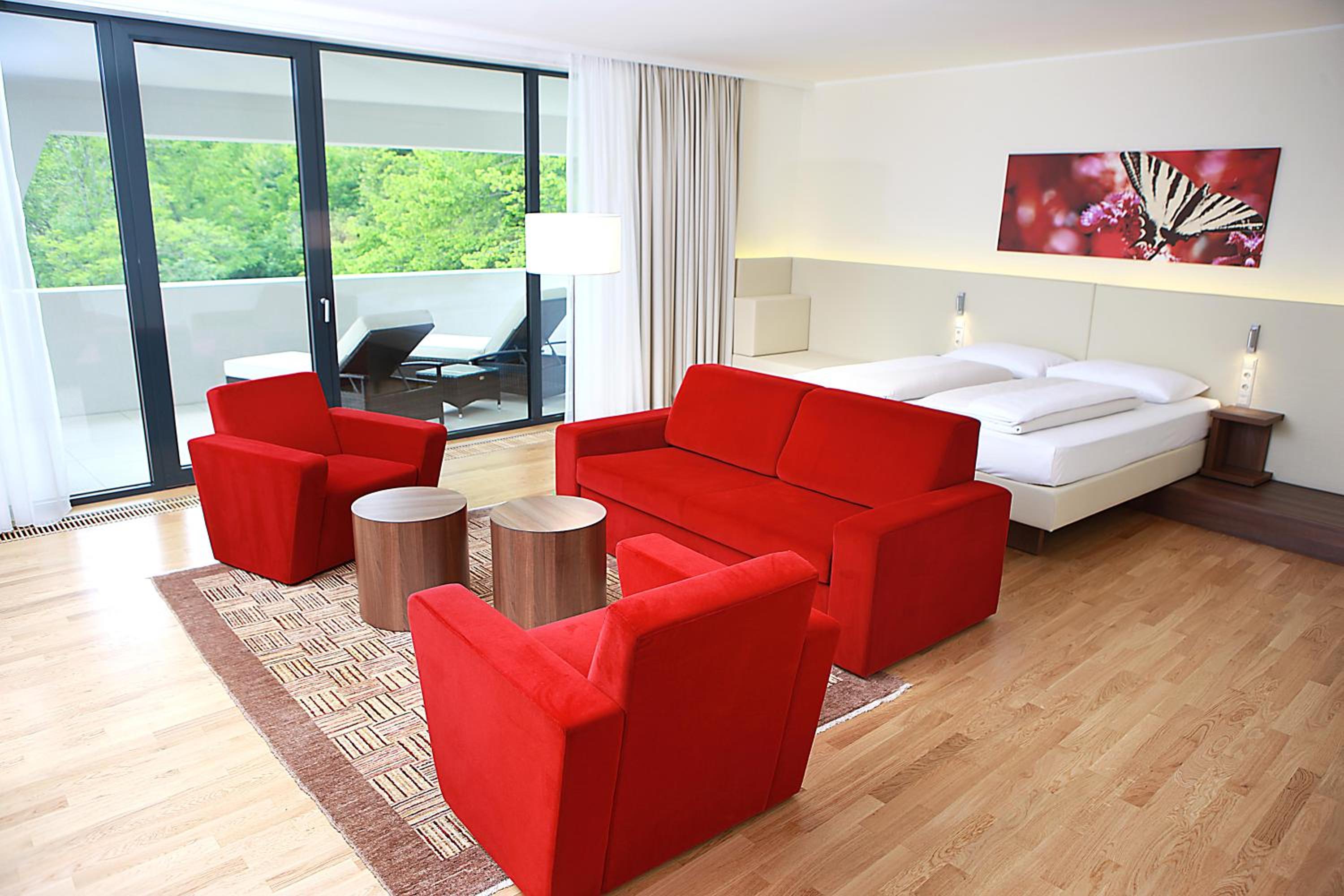 Junior Suite with Terrace and Thermal Bath Access - Photo 4
