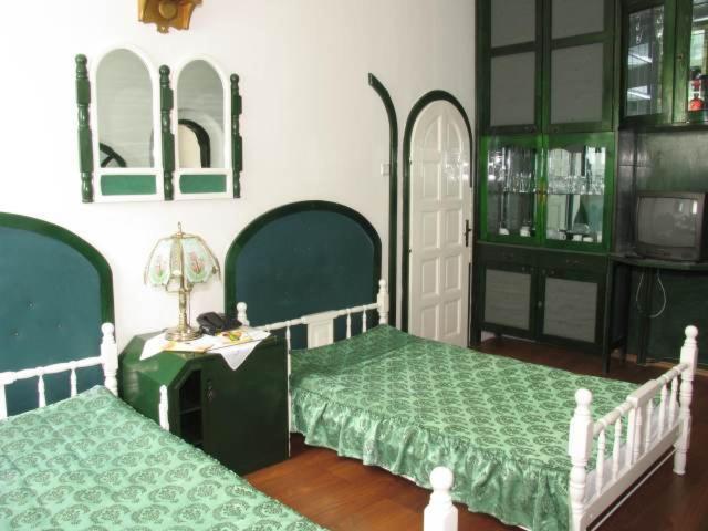 Classic Twin Room