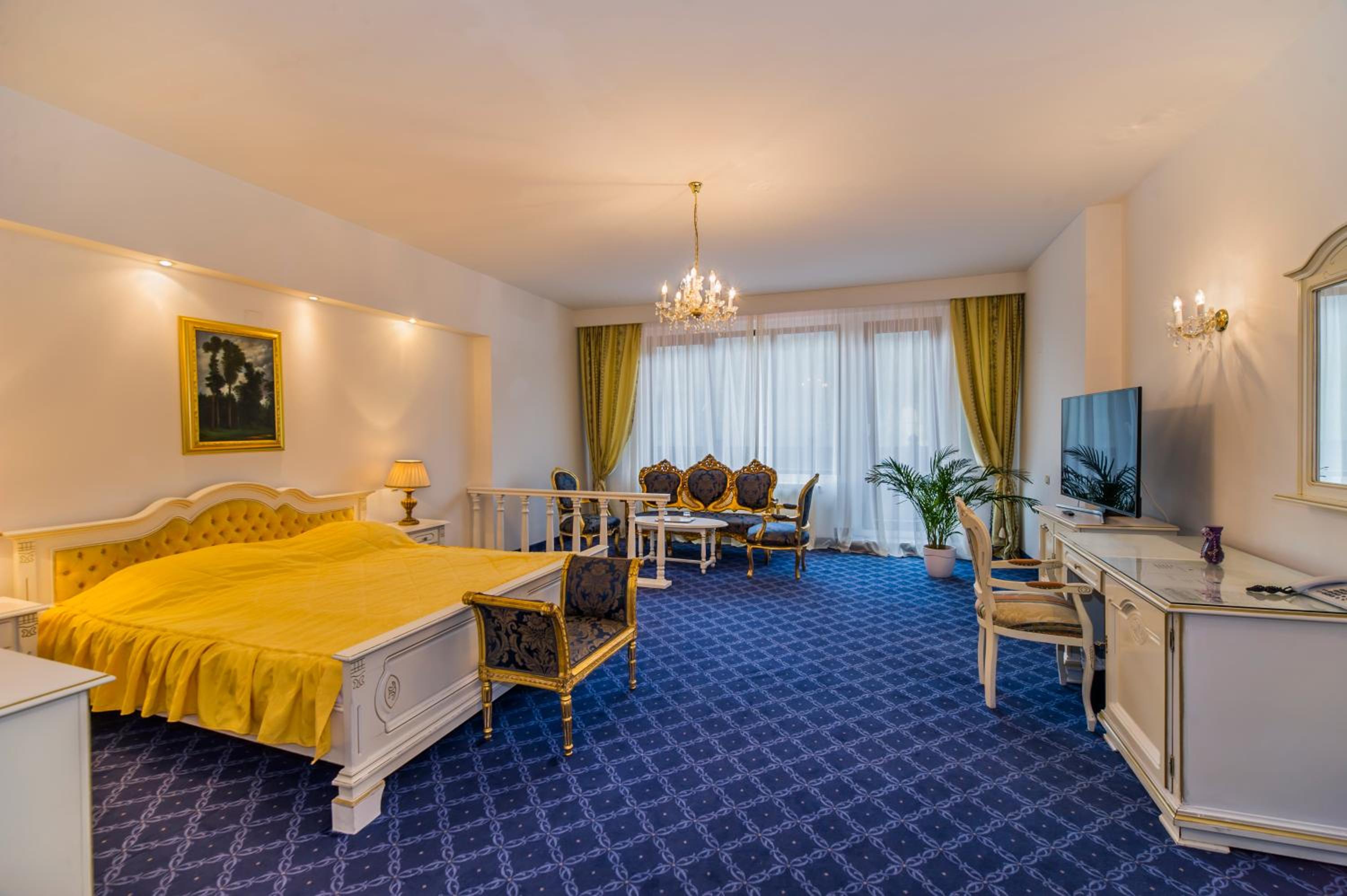 Superior Double Room with Balcony, photo 7