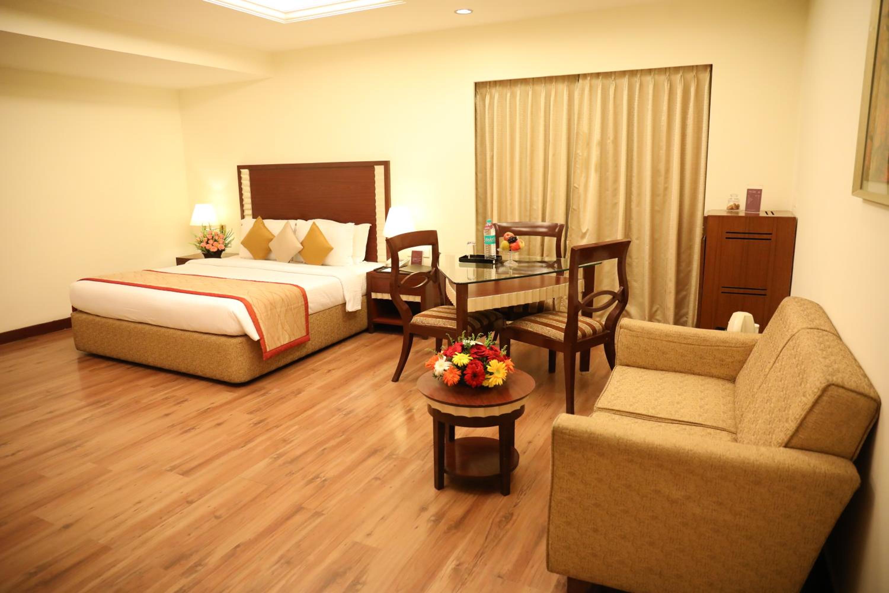 Executive Suite photo 3