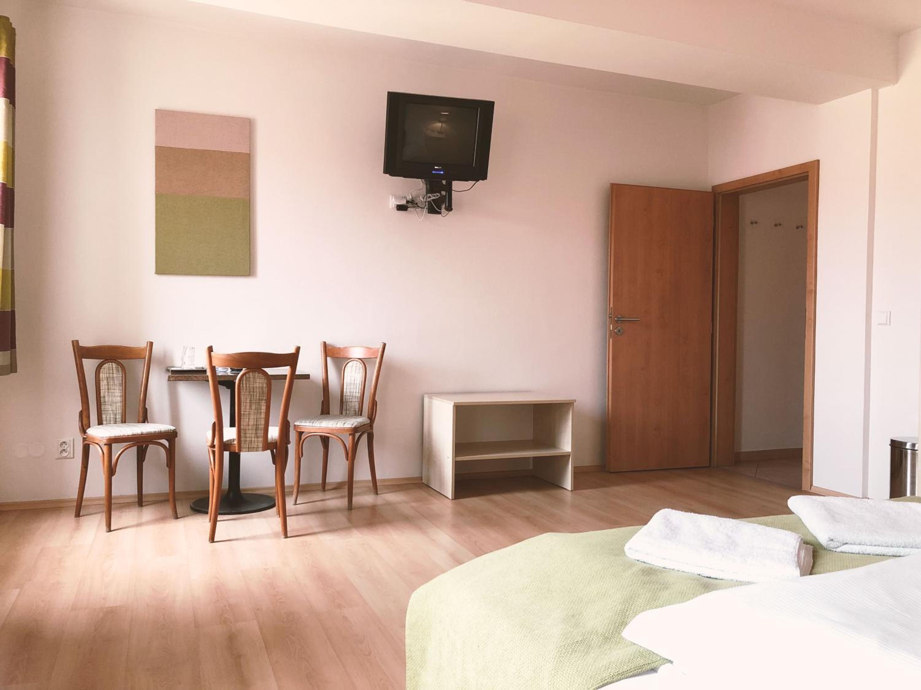 Double or Twin Room photo 2