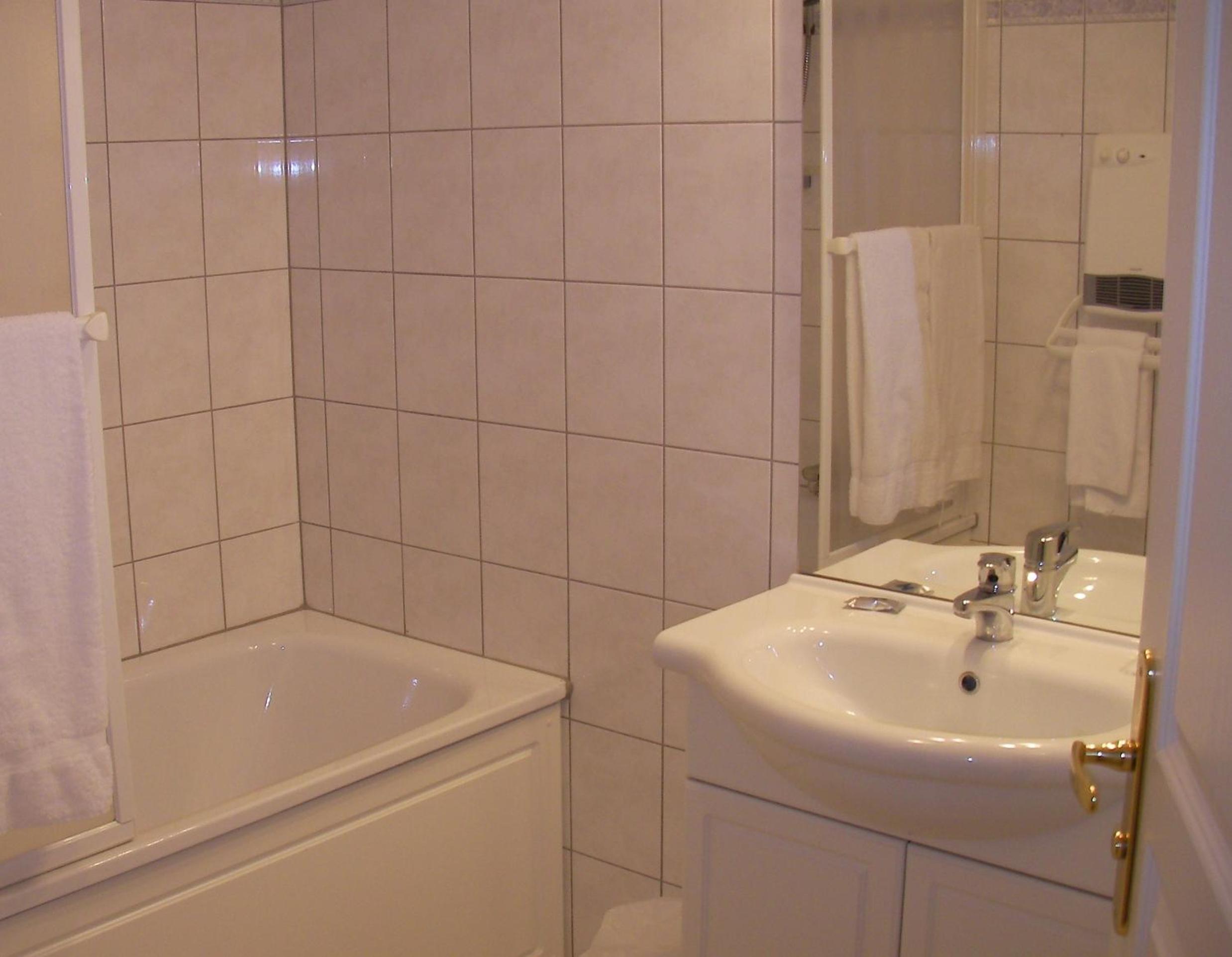 Comfort Apartment (One Bedroom) photo 2