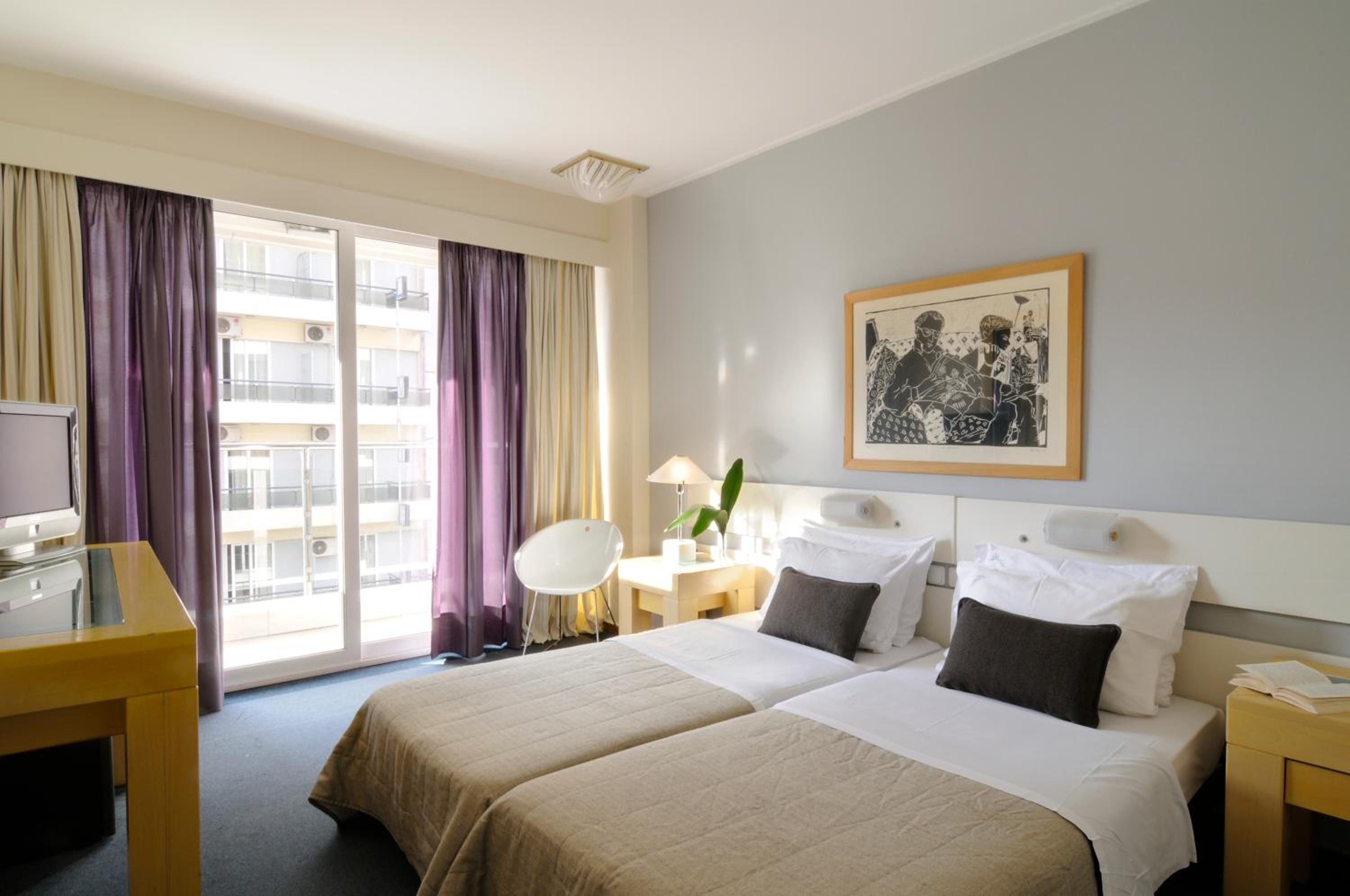 King Suite with Sofa Bed - Non-Smoking