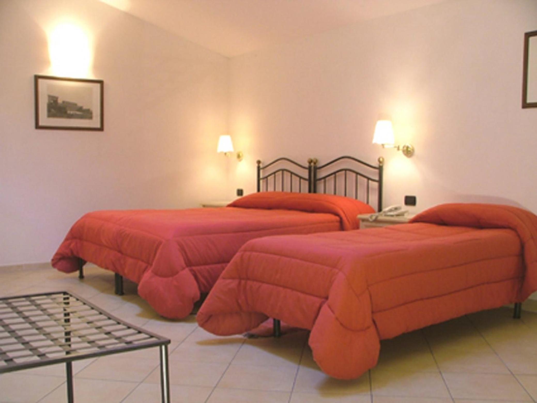 Double or Twin Room - Attic photo 1