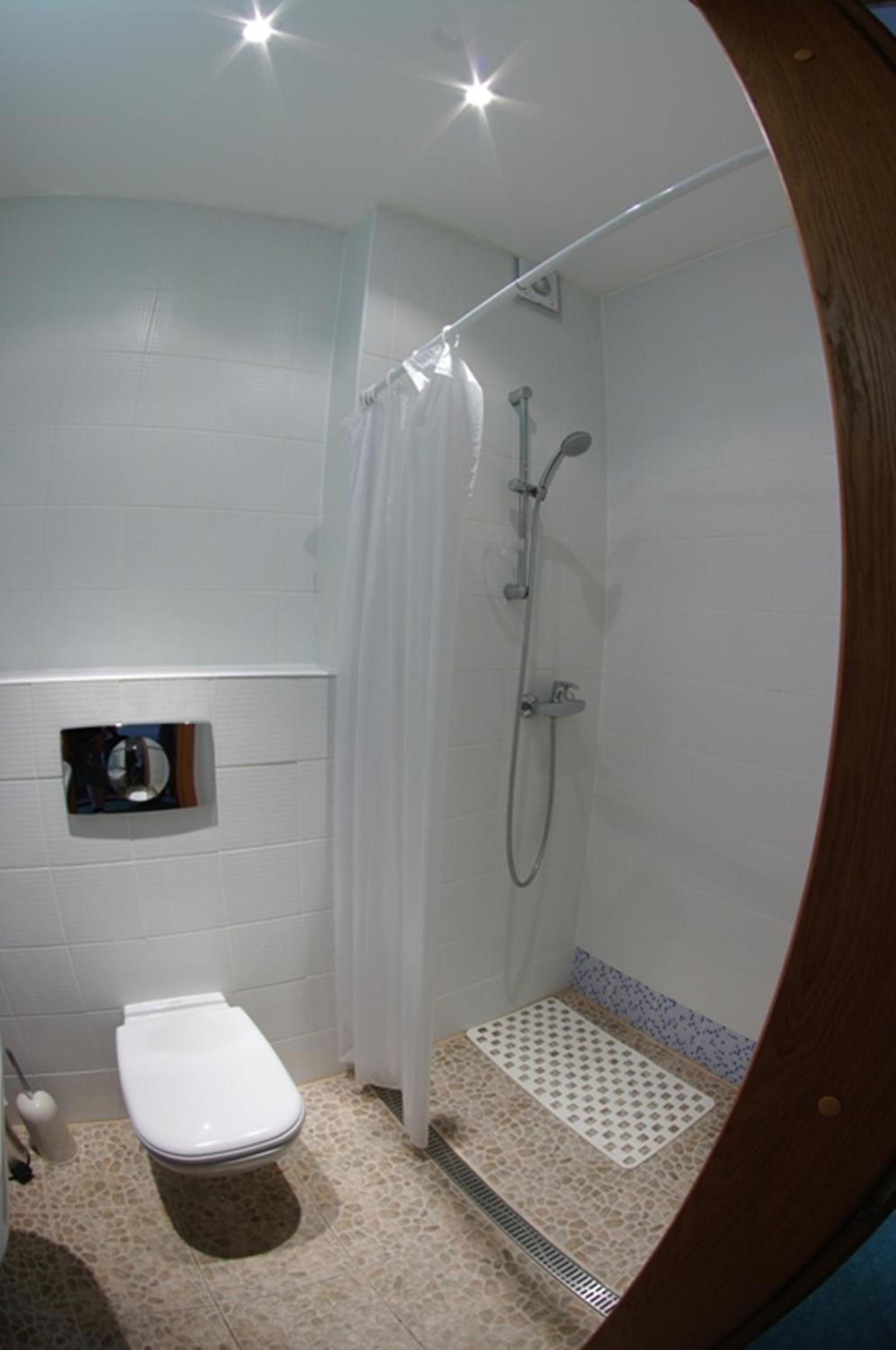 Double Room - Photo 3