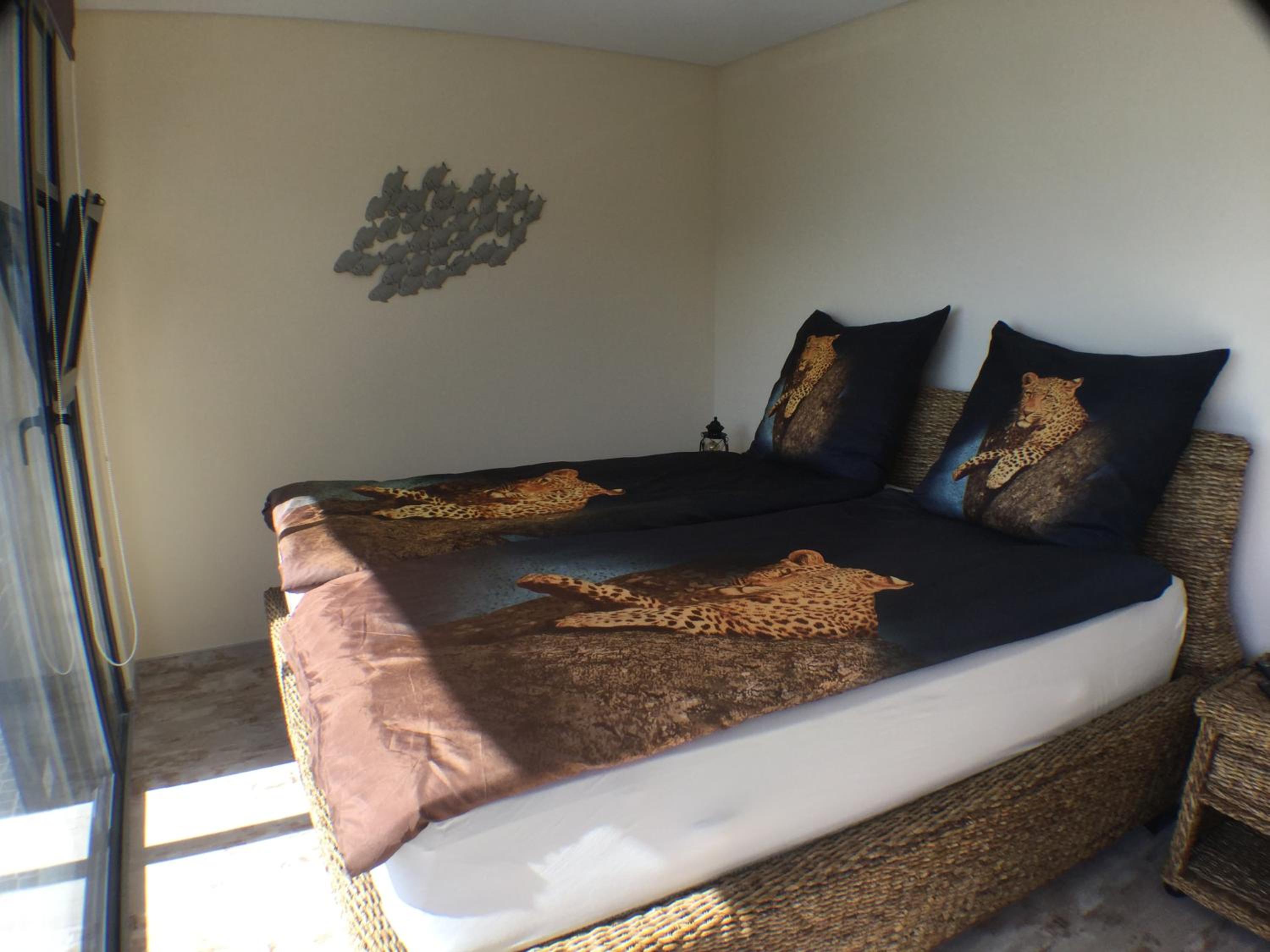 Deluxe Double Room with Balcony and Sea View - Photo 12