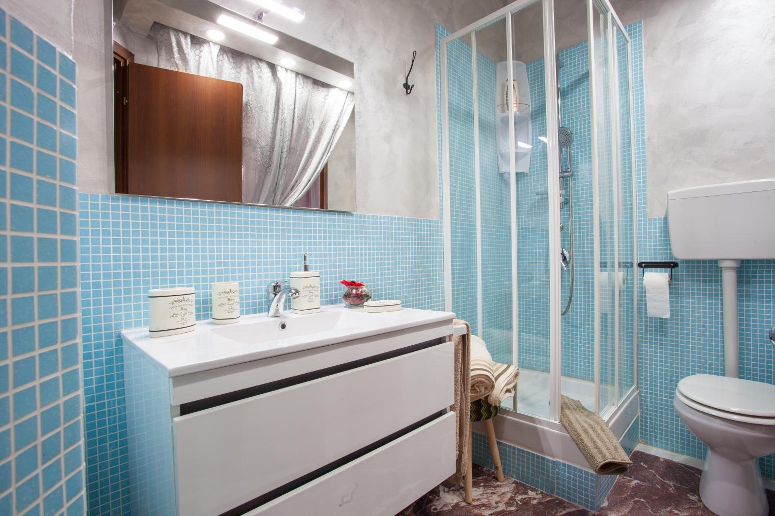Deluxe Double or Twin Room with Balcony photo 2