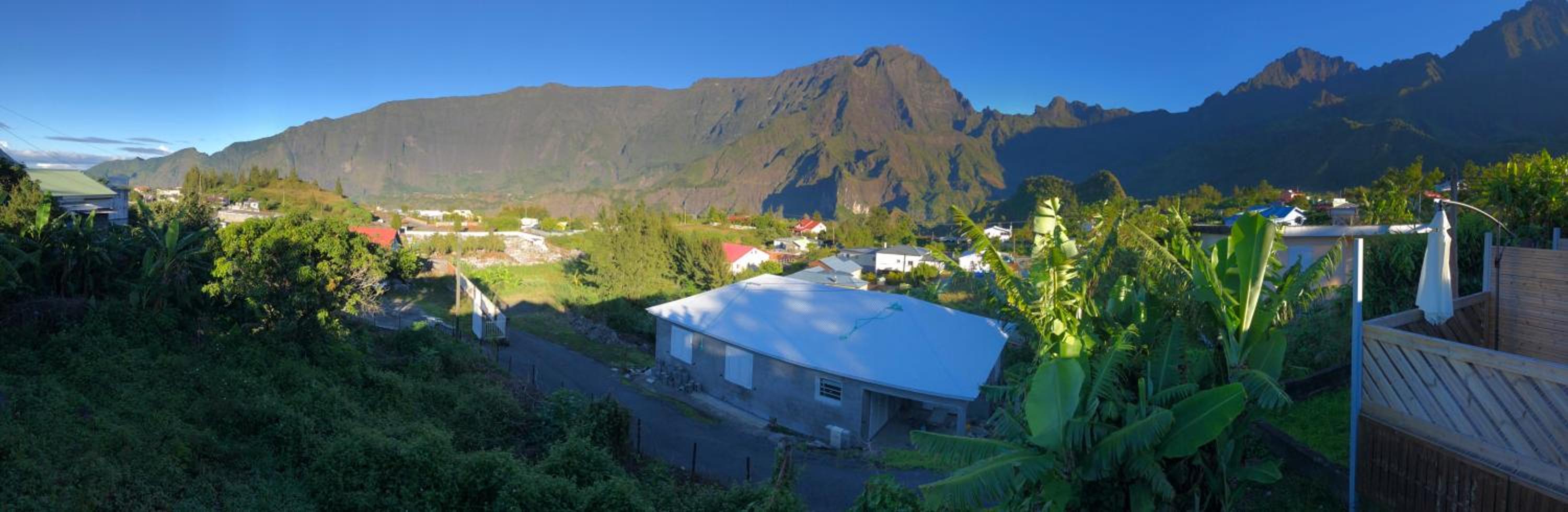 Studio with Mountain View photo 3