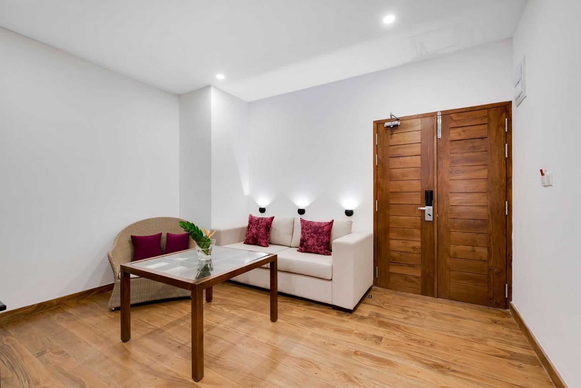 Negombo City suite with Airport pickup photo 2