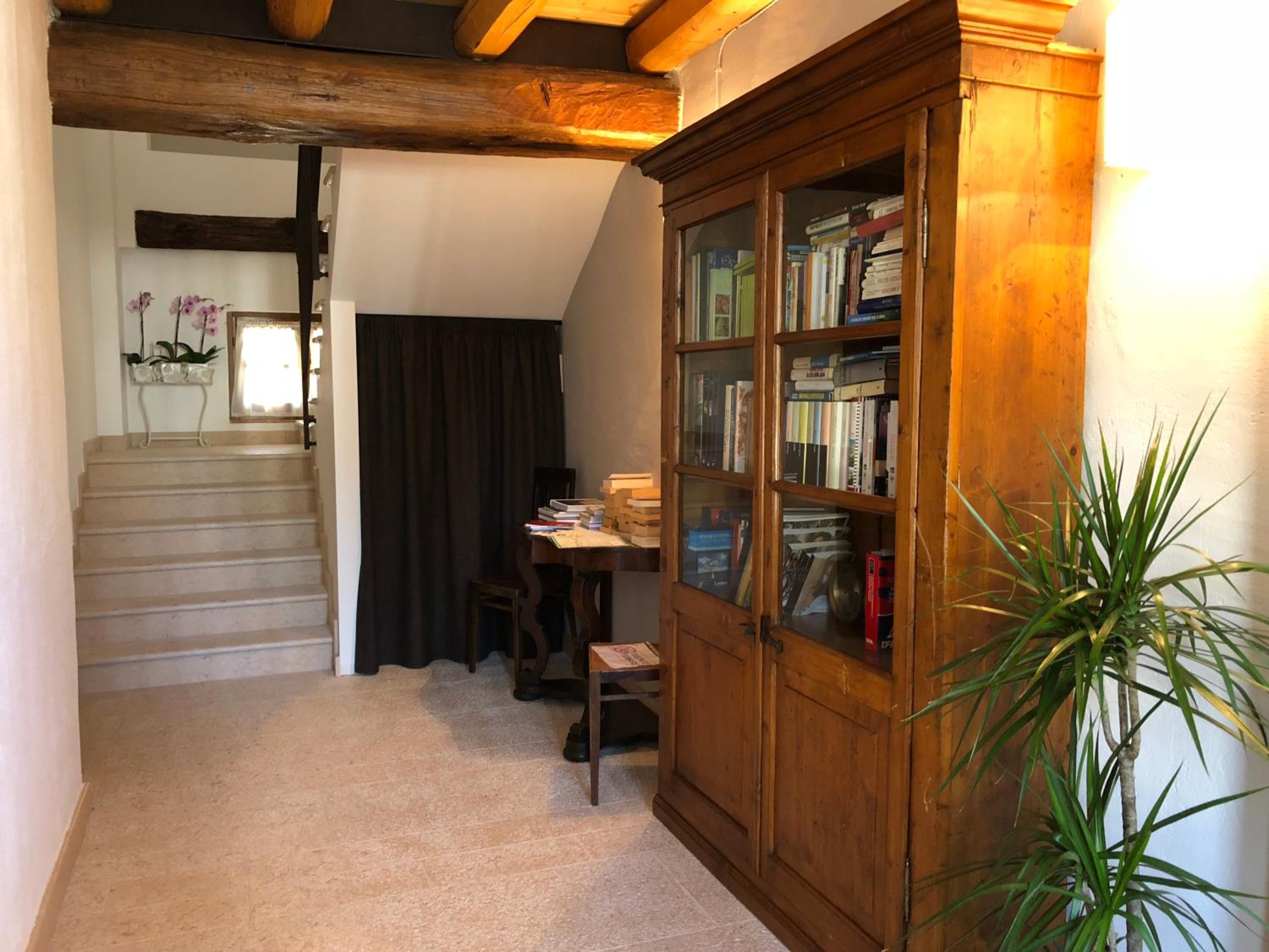 Four-Bedroom House - Photo 12